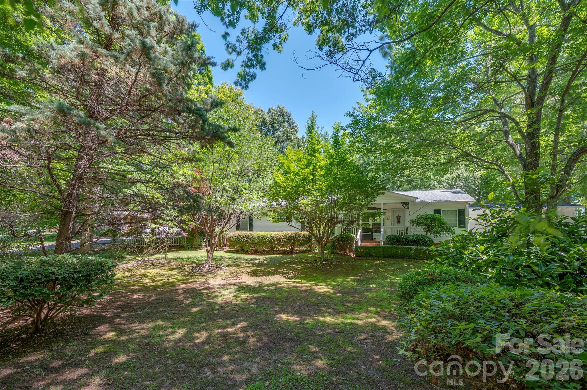 98 Lanning DR, Columbus, NC 28722