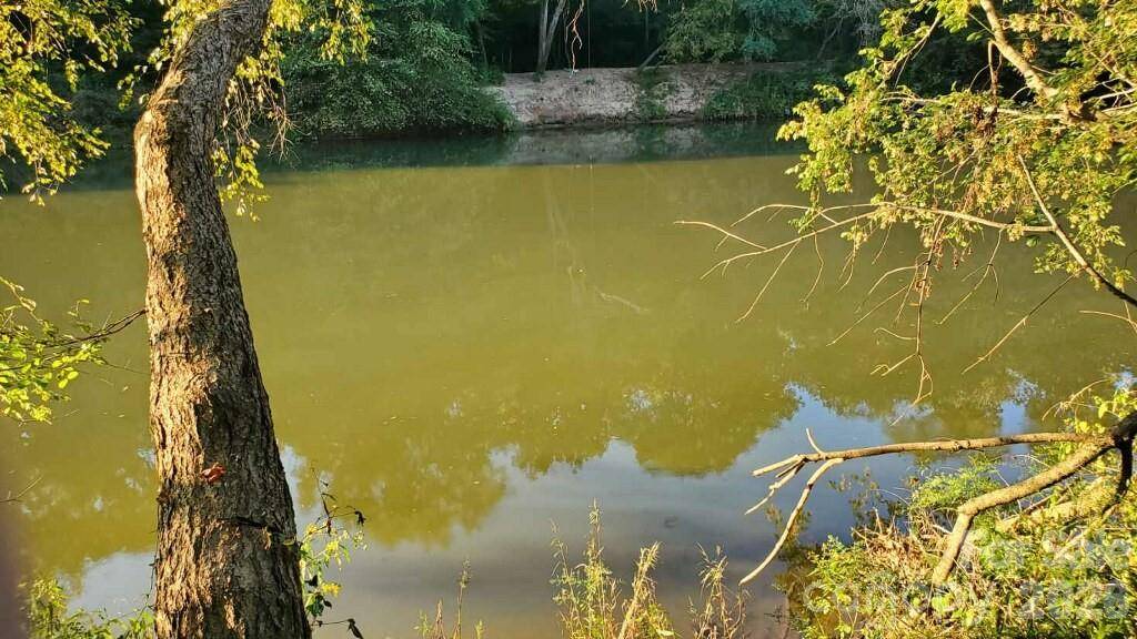 5371 US 221a HWY, Mooresboro, NC 28114