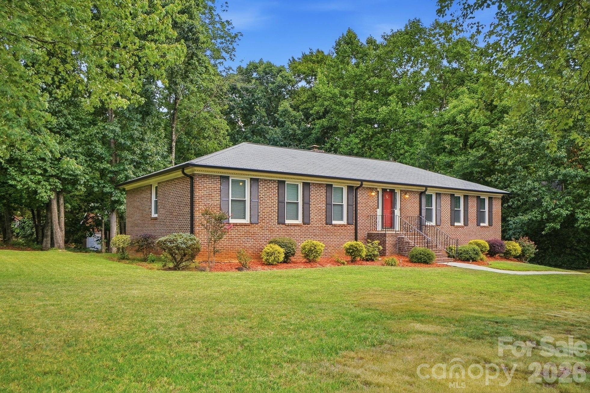 701 Blue Rock DR, Charlotte, NC 28213