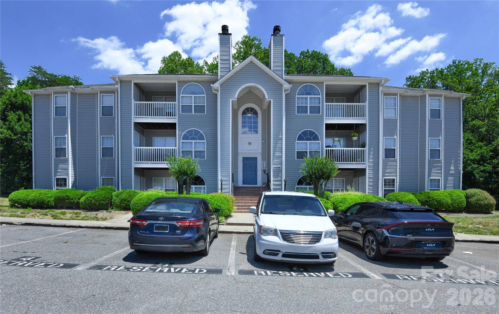 5008 Lawndale DR, Greensboro, NC 27455