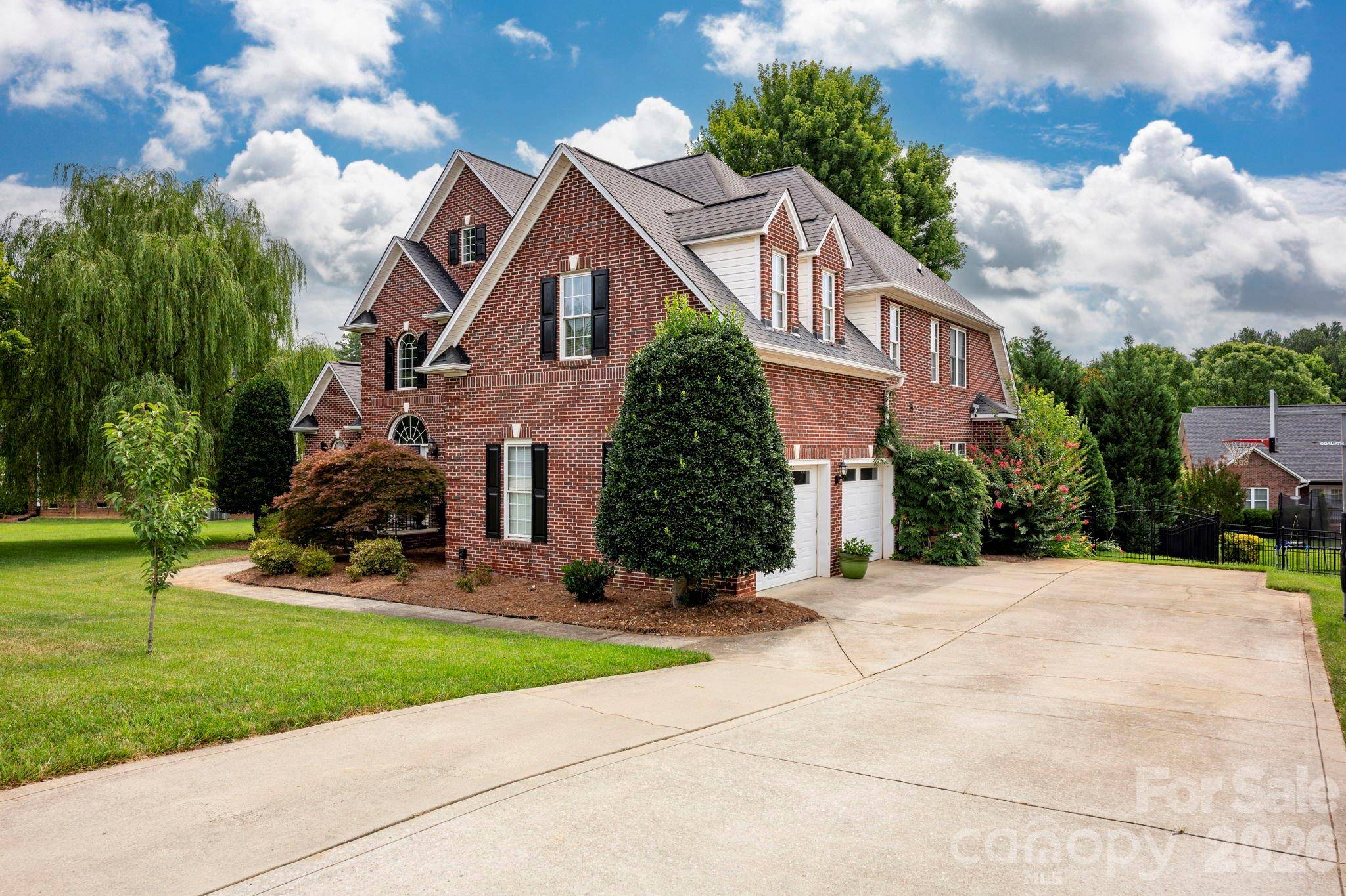5523 Weavers ROW, Gastonia, NC 28056