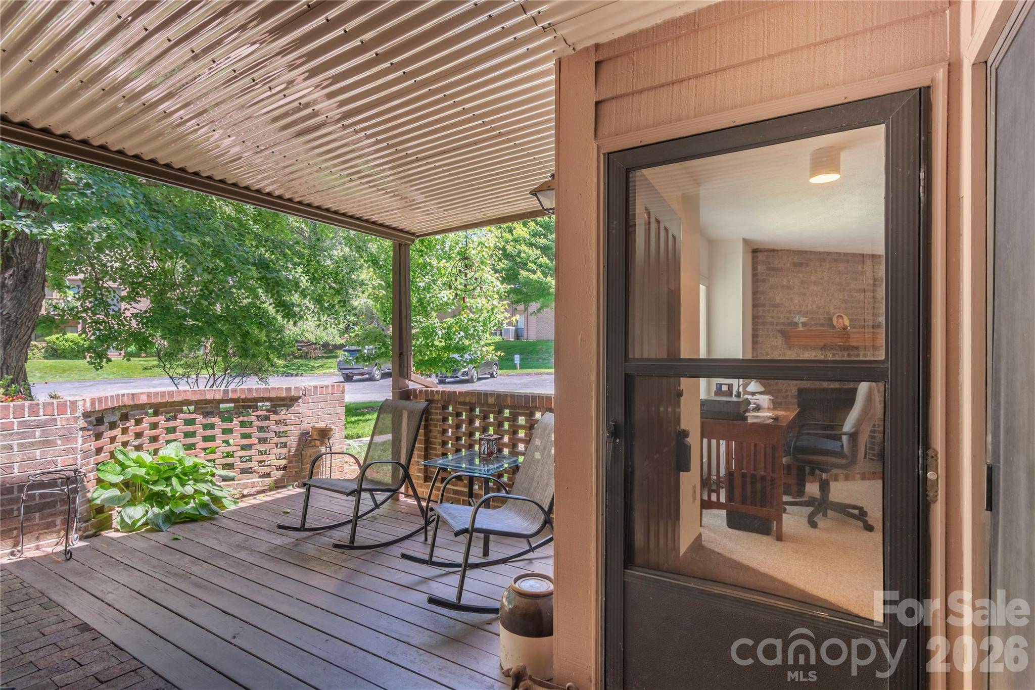 33 Ravencroft LN #E33, Asheville, NC 28803