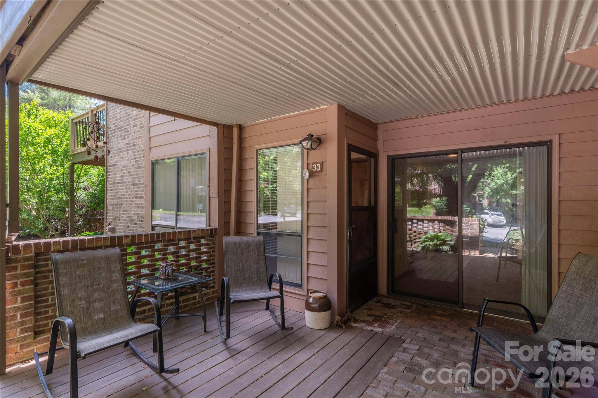 33 Ravencroft LN #E33, Asheville, NC 28803