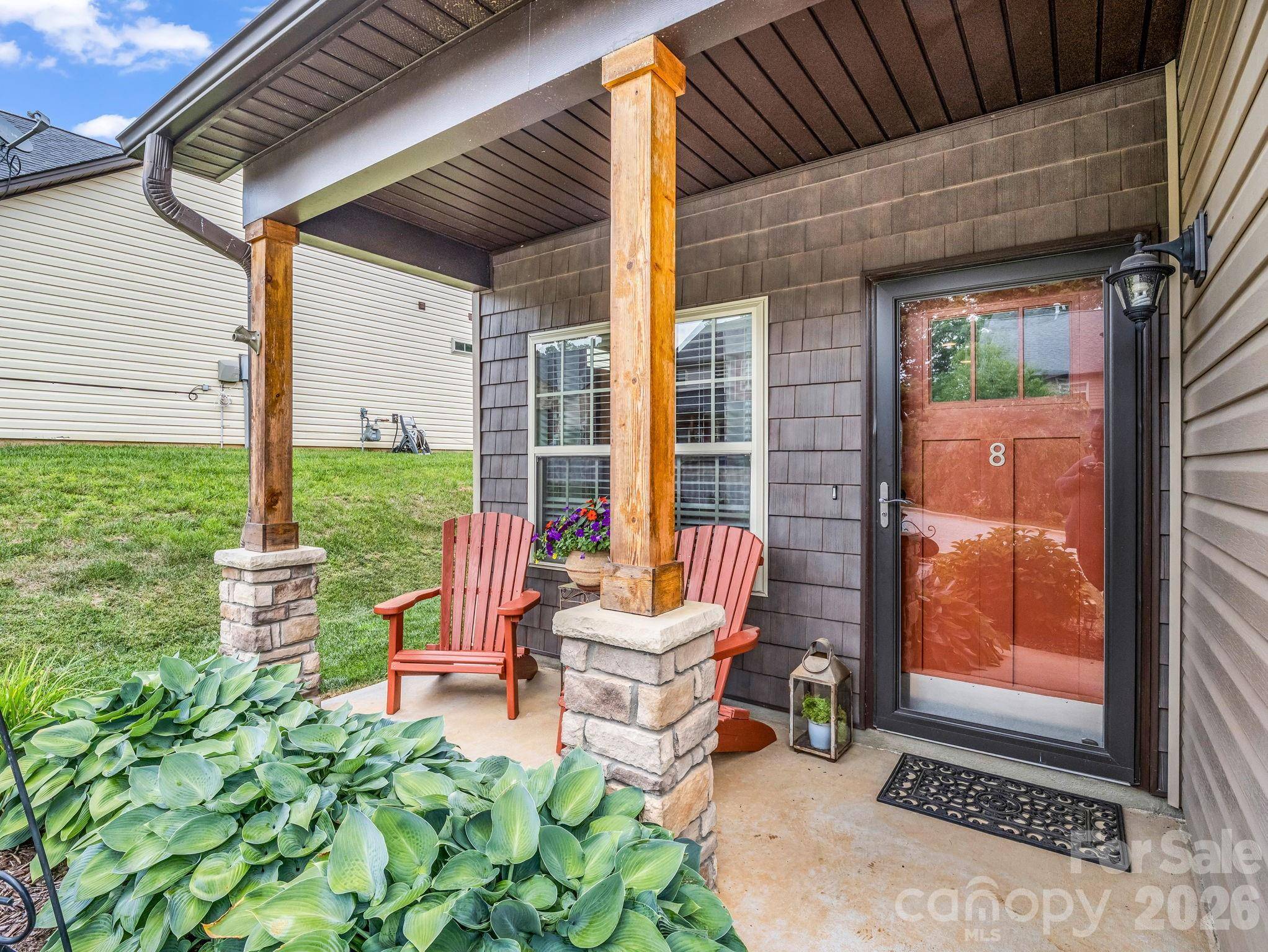 8 Mallard Run DR, Arden, NC 28704