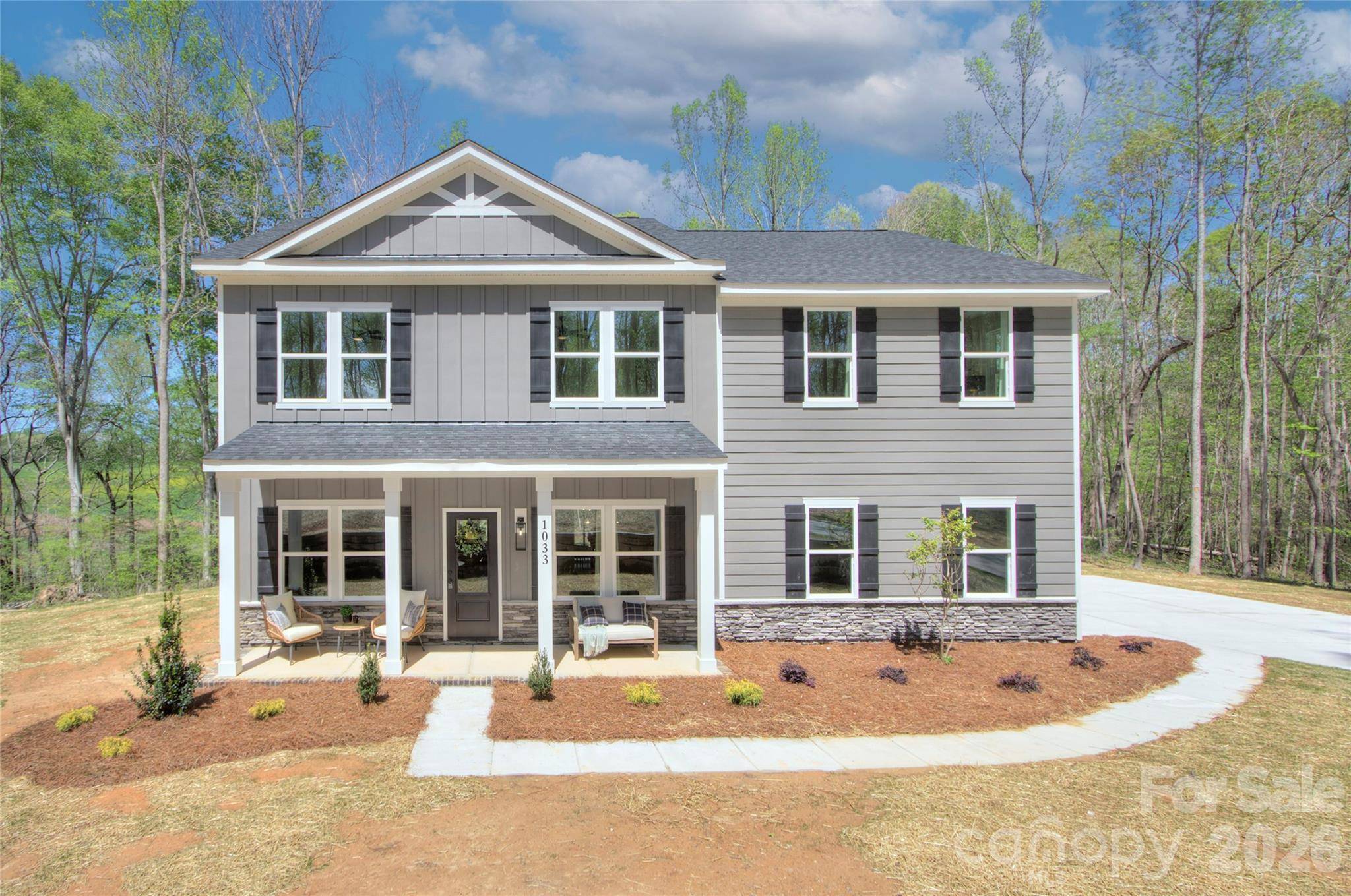 1033 Harrogate DR, Bessemer City, NC 28016