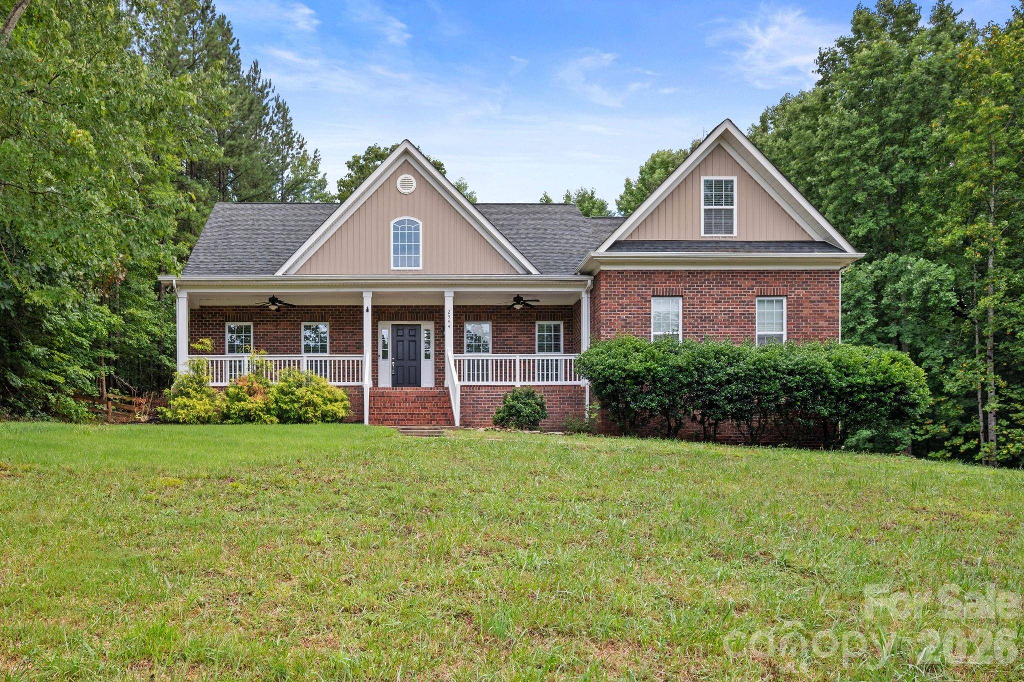 2544 Short Cedar TRL, Alexis, NC 28006