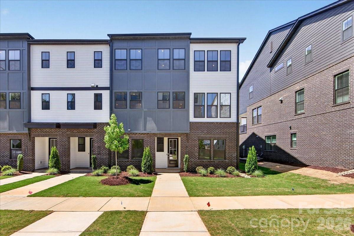 12015 Elsa LN, Charlotte, NC 28277