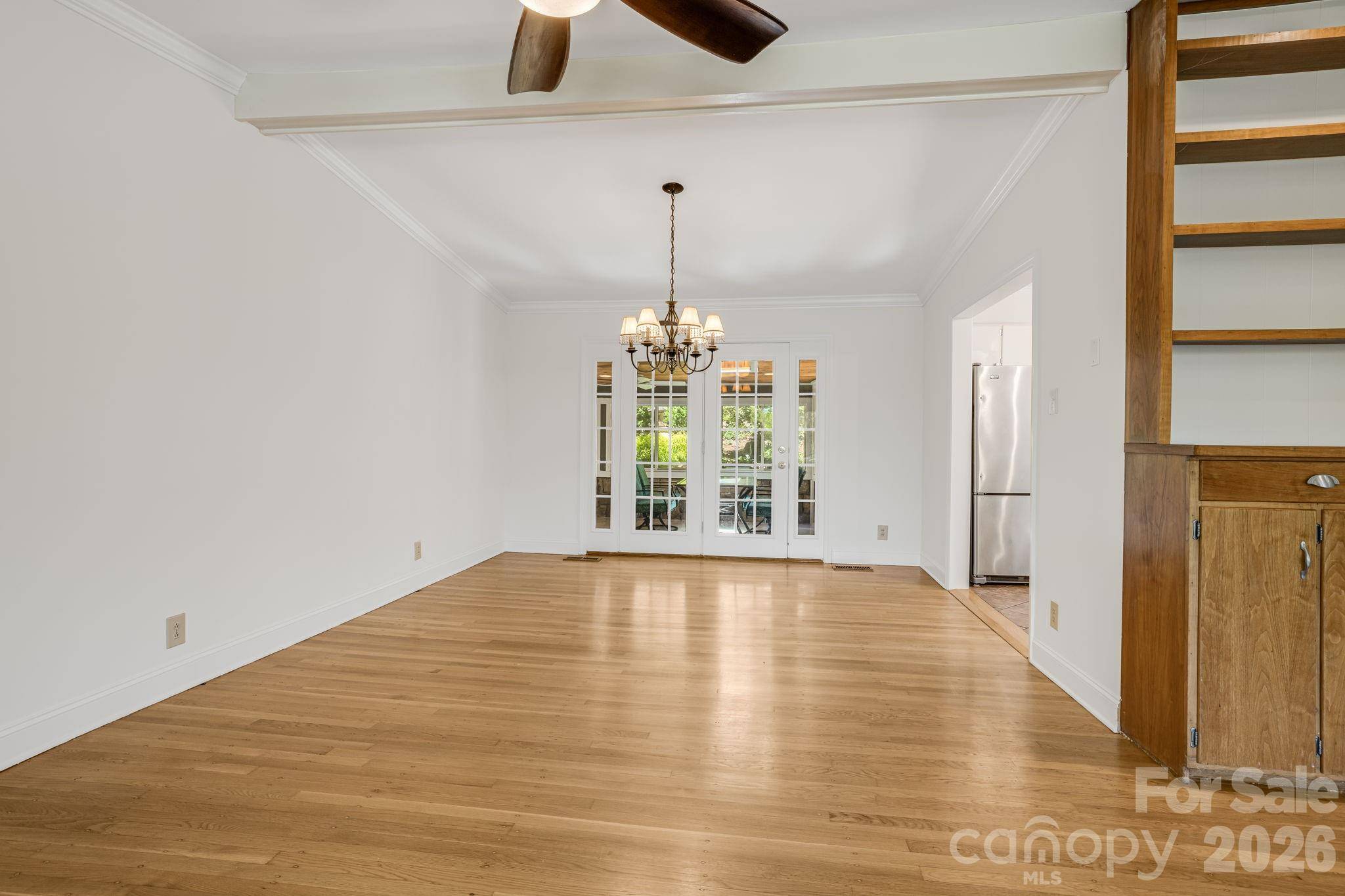 78 Grovewood RD, Asheville, NC 28804