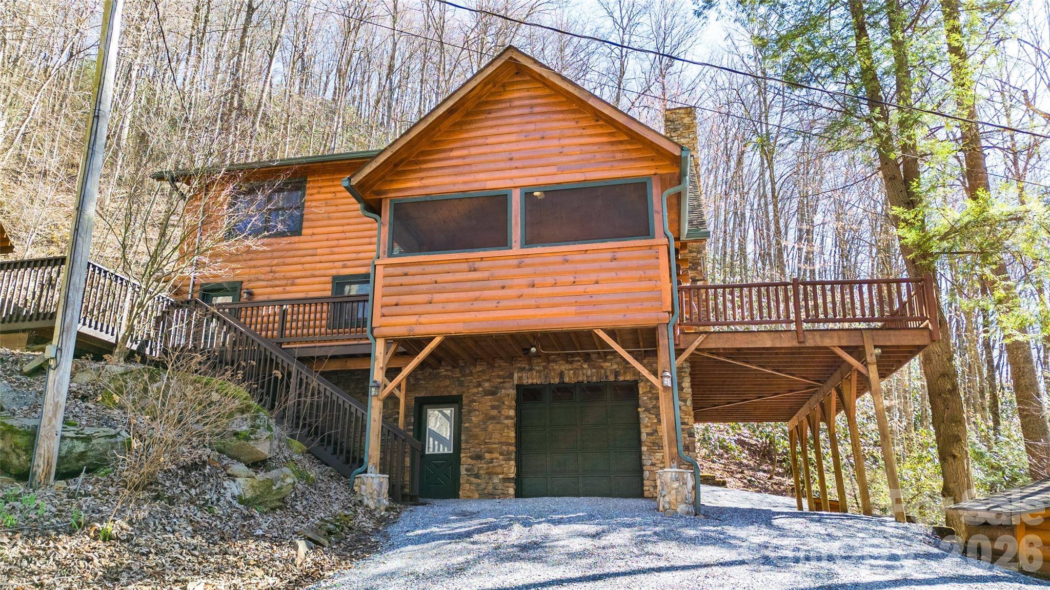 3548 Dicks Creek RD, Whittier, NC 28789