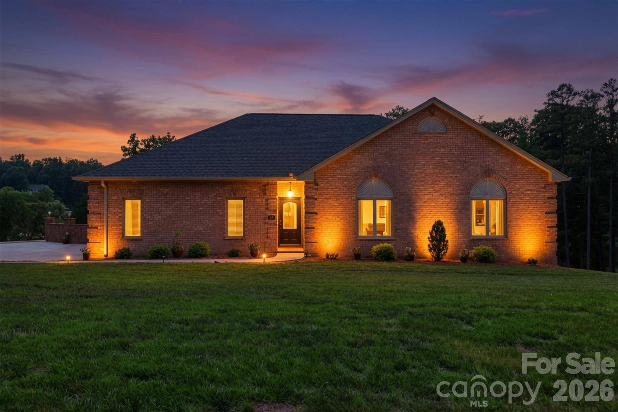 495 Windsor DR, Taylorsville, NC 28681