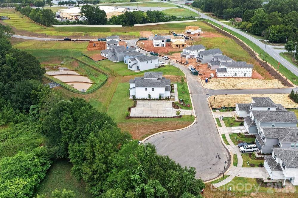 300 Fincastle Glen RD, Shelby, NC 28152