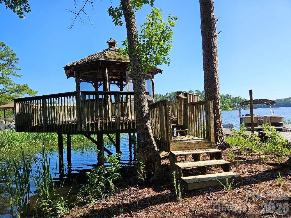 1043 Woodside DR, Winnsboro, SC 29180