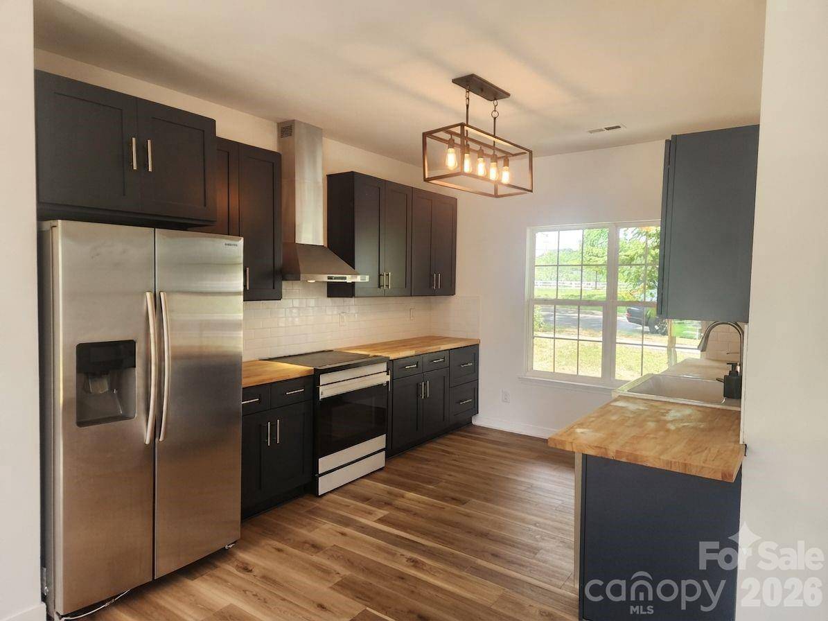 8804 Arrowhead Place LN, Cornelius, NC 28031