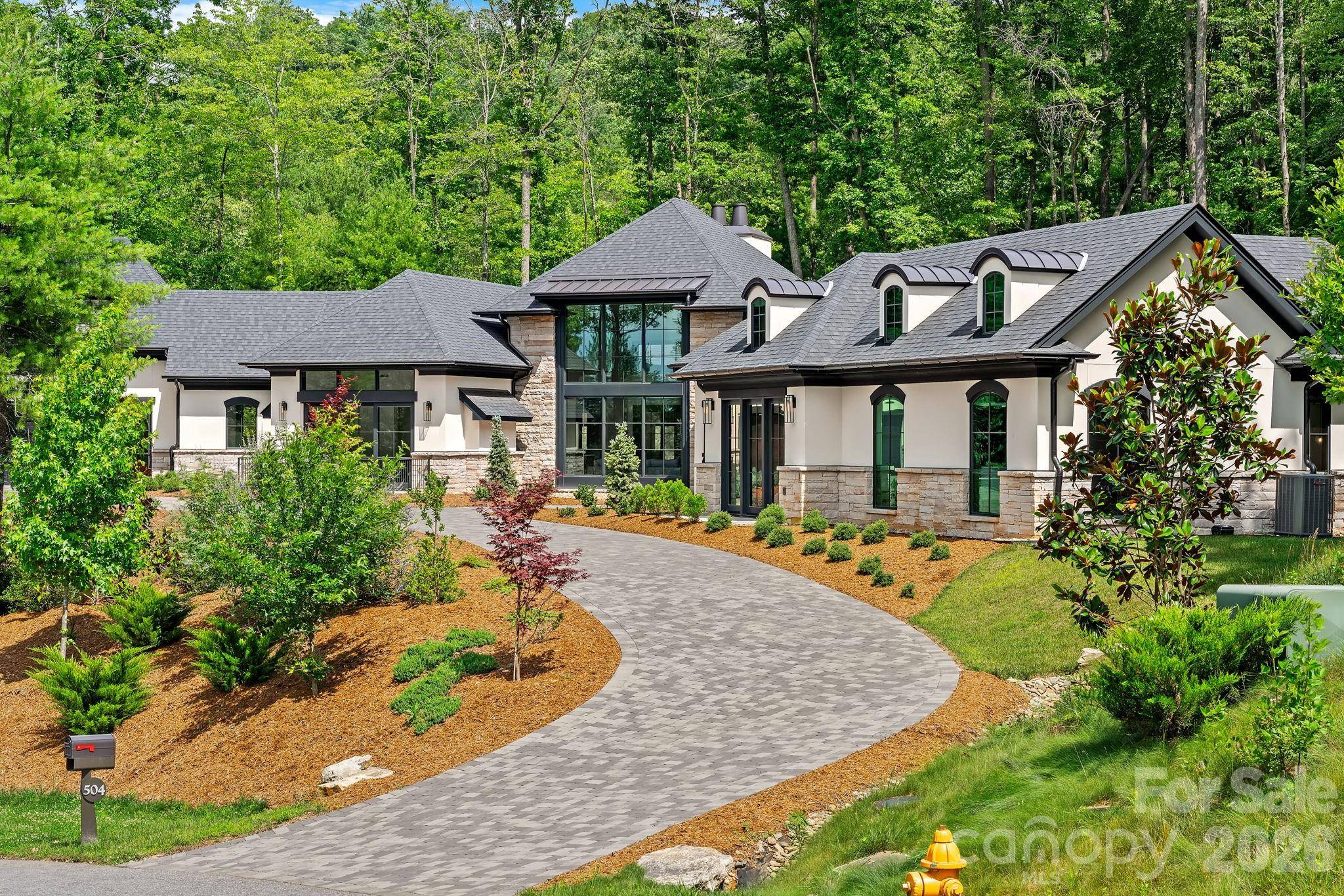 504 Hollow TRL, Asheville, NC 28803