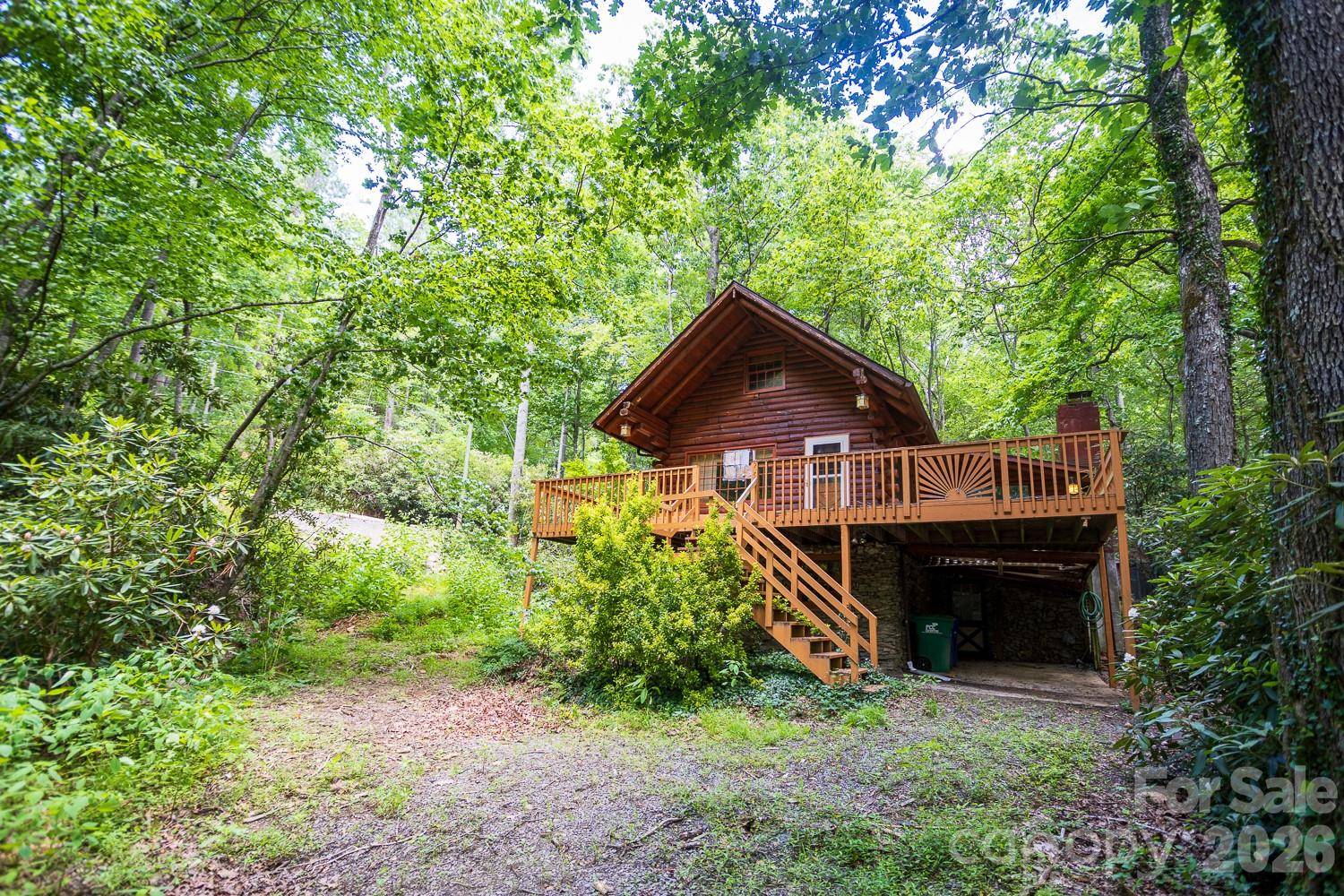 305 Melanie LN, Black Mountain, NC 28711