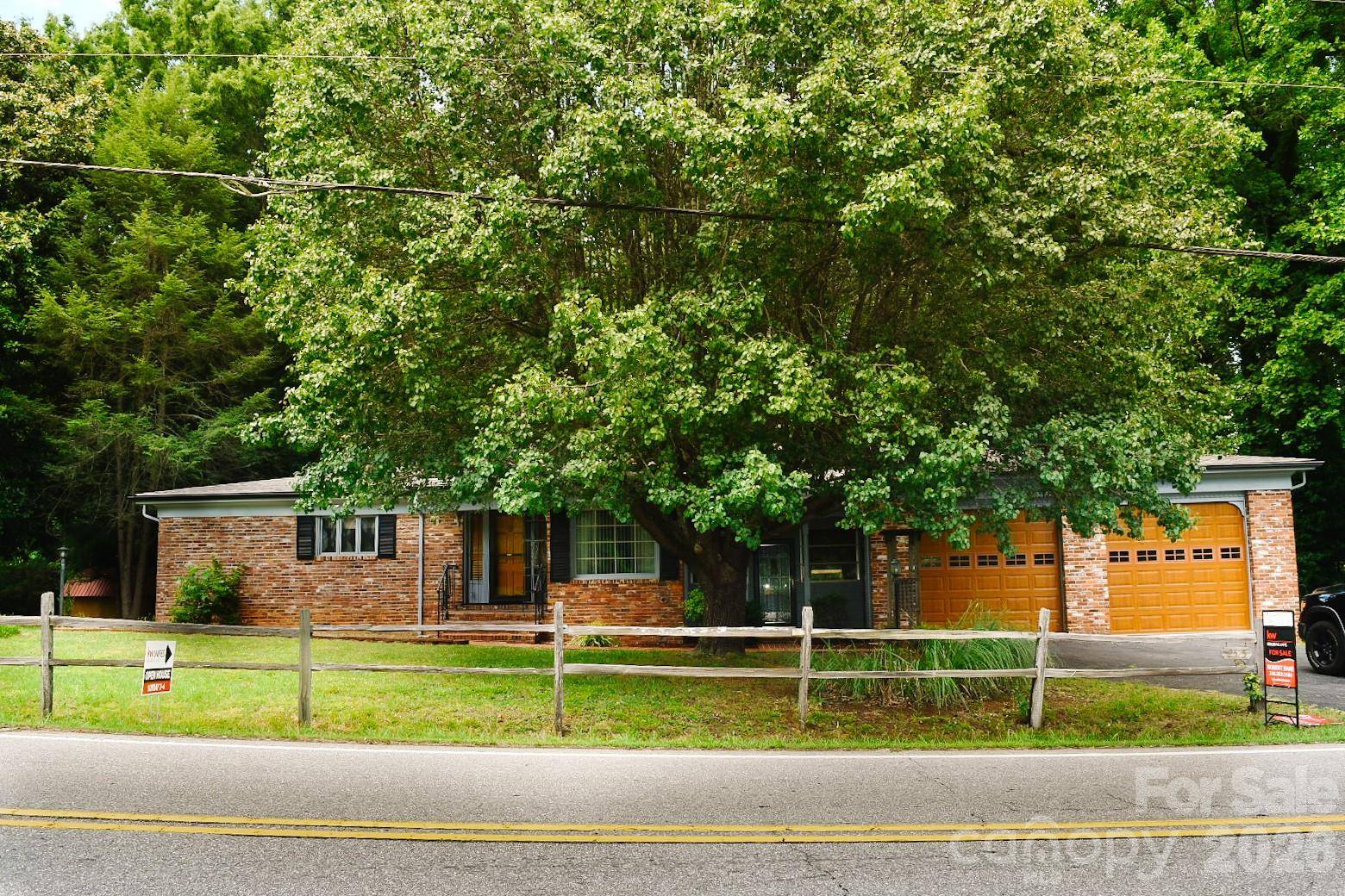 2575 Country Club RD, Wilkesboro, NC 28697