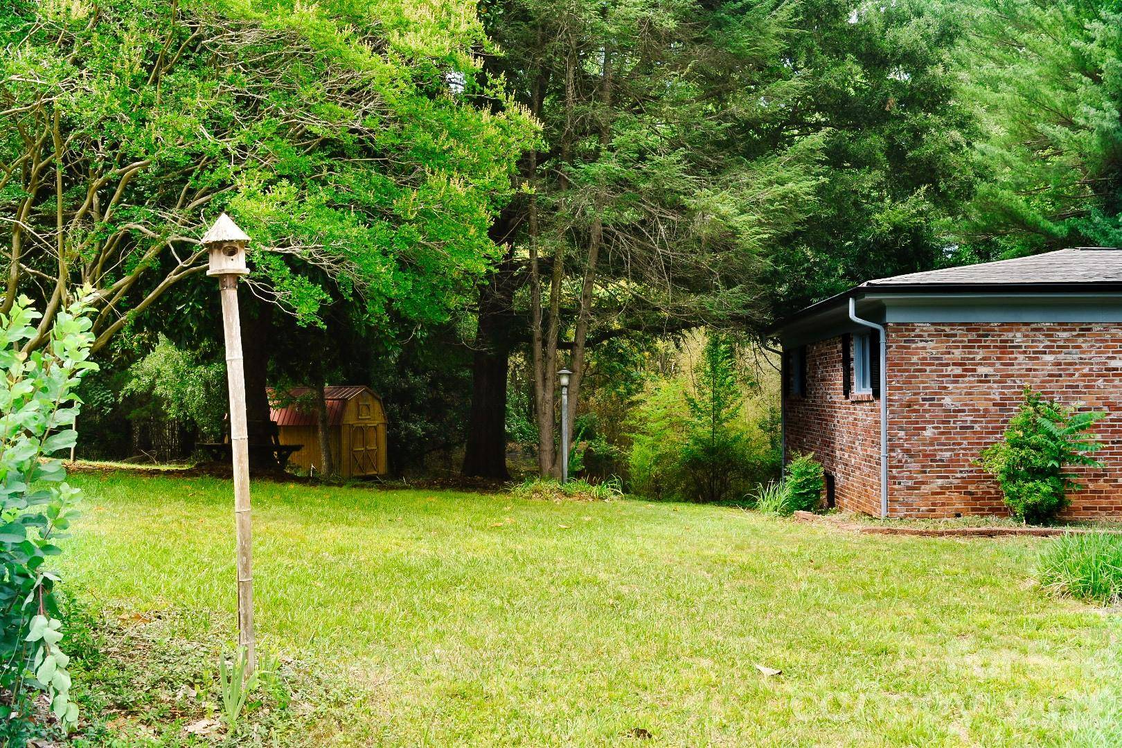 2575 Country Club RD, Wilkesboro, NC 28697