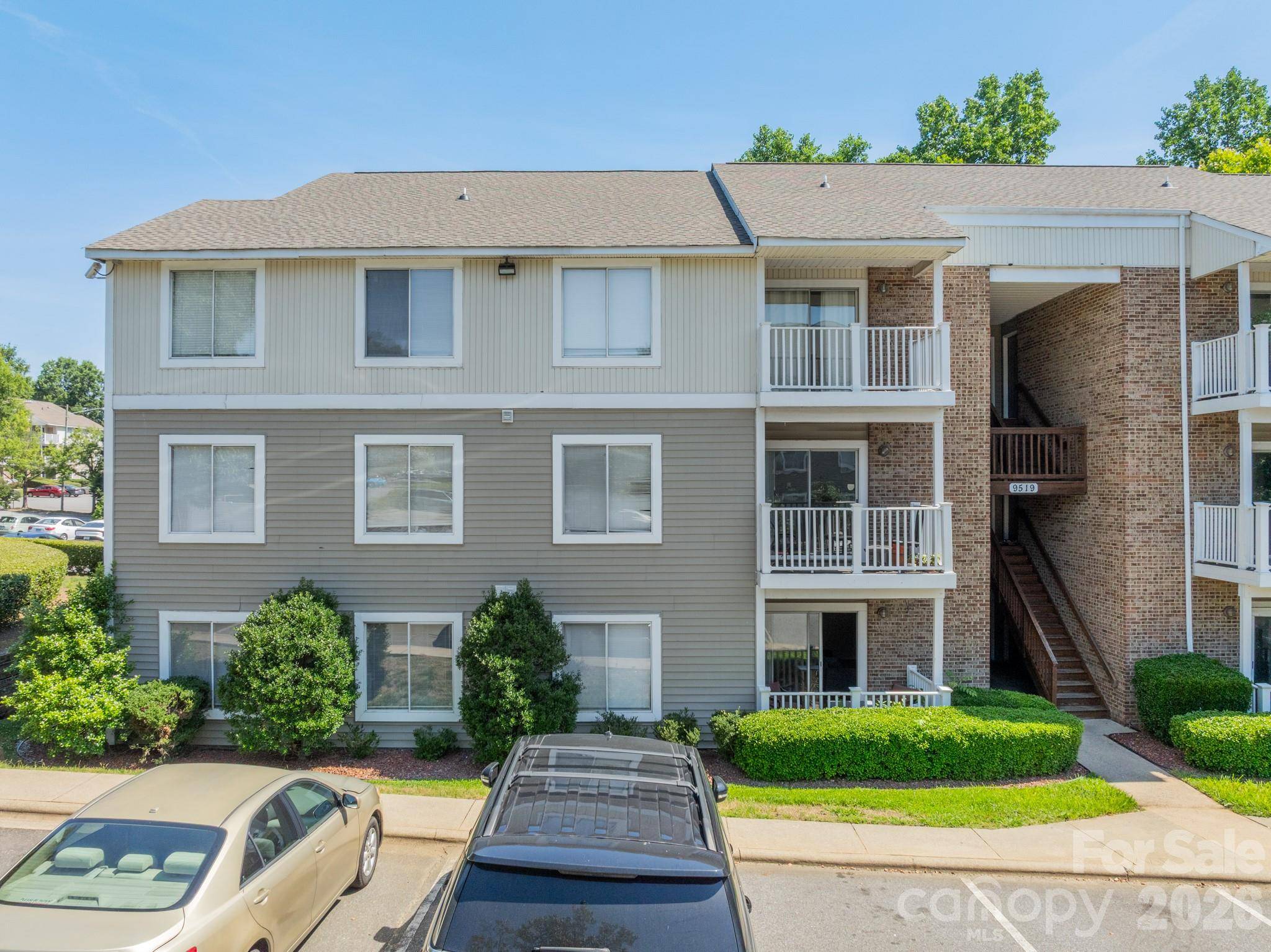 9519 University Terrace DR #A, Charlotte, NC 28262