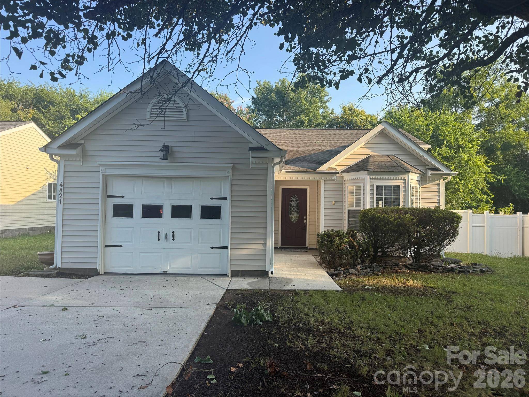 4821 Renfrew DR, Concord, NC 28027