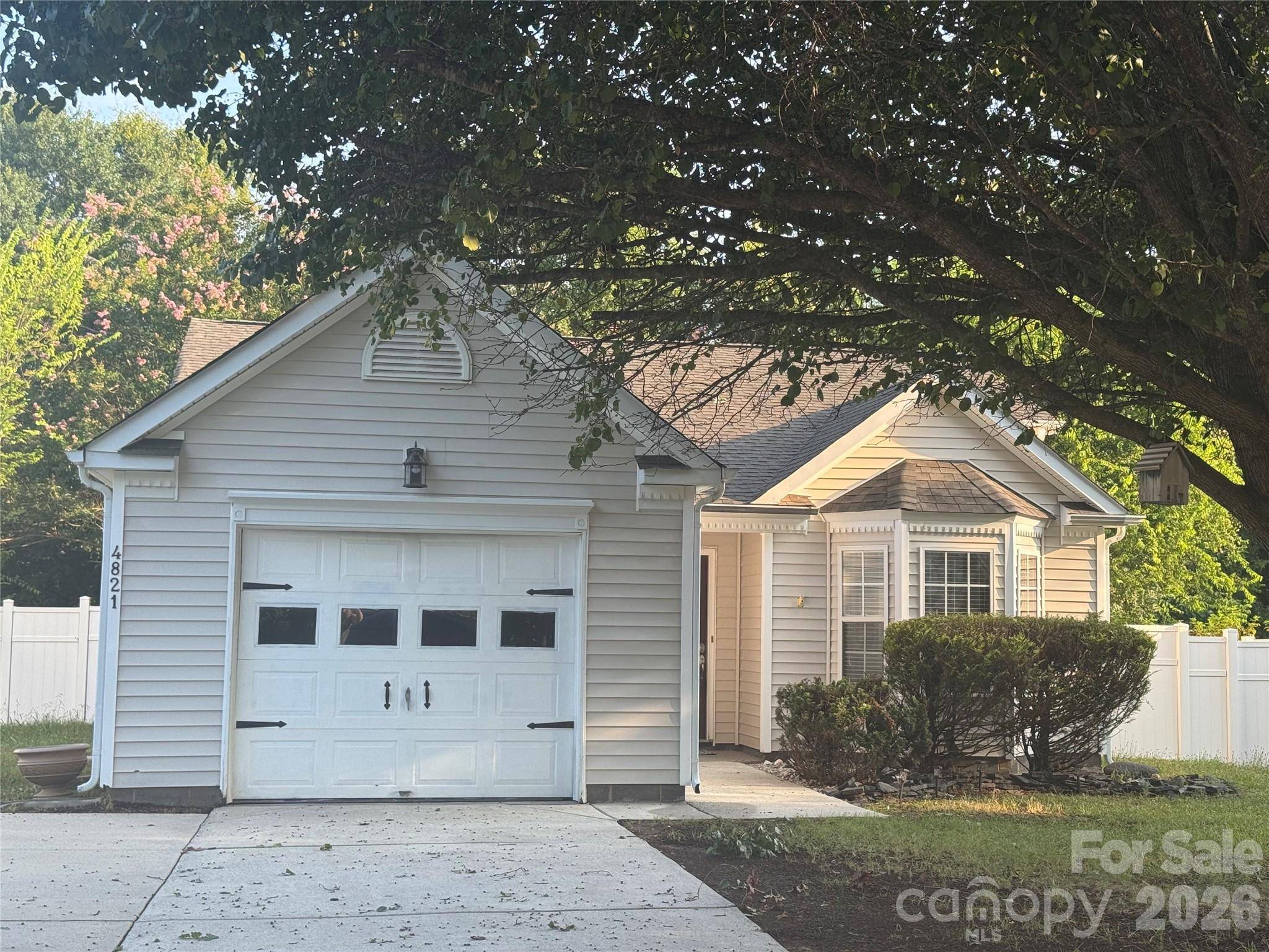 4821 Renfrew DR, Concord, NC 28027