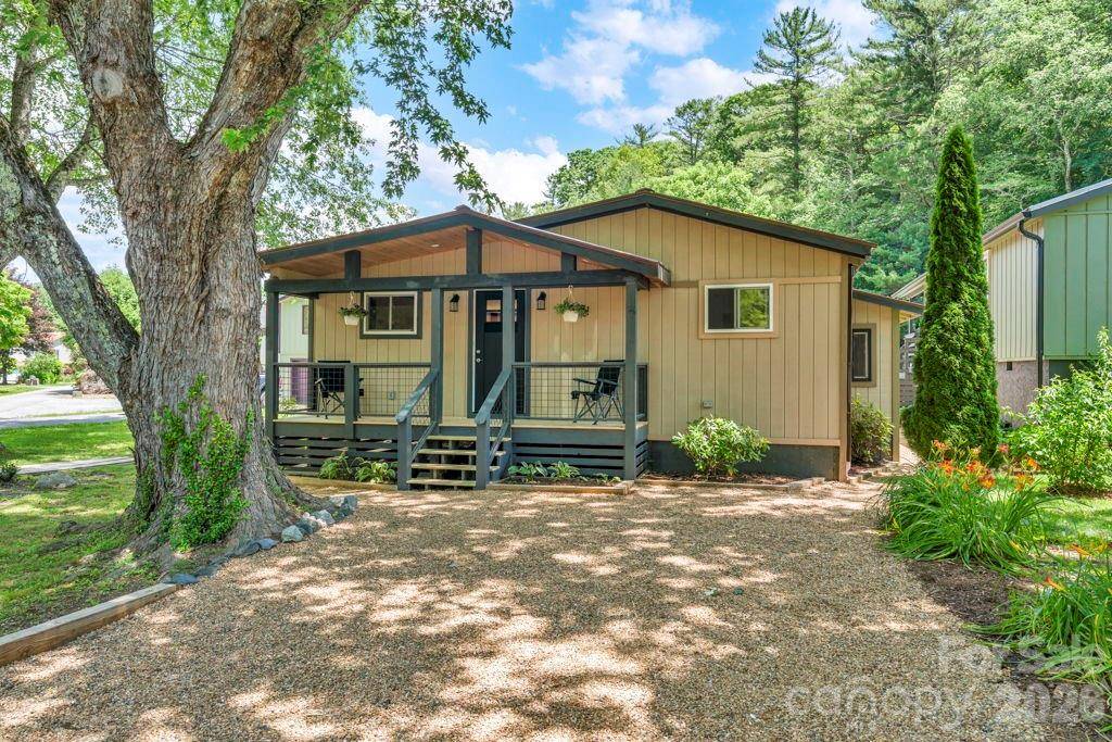 209 Meadow LOOP, Newland, NC 28657
