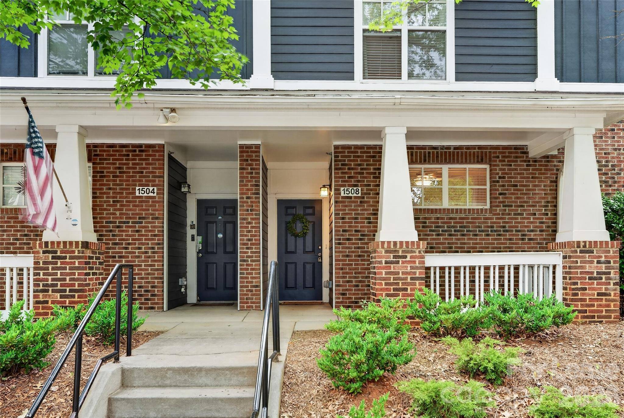 1508 Walnut View DR, Charlotte, NC 28208