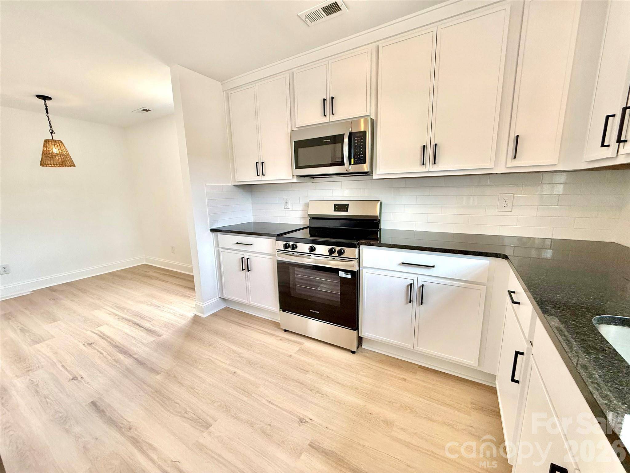 121 S Beaver ST, Landis, NC 28088