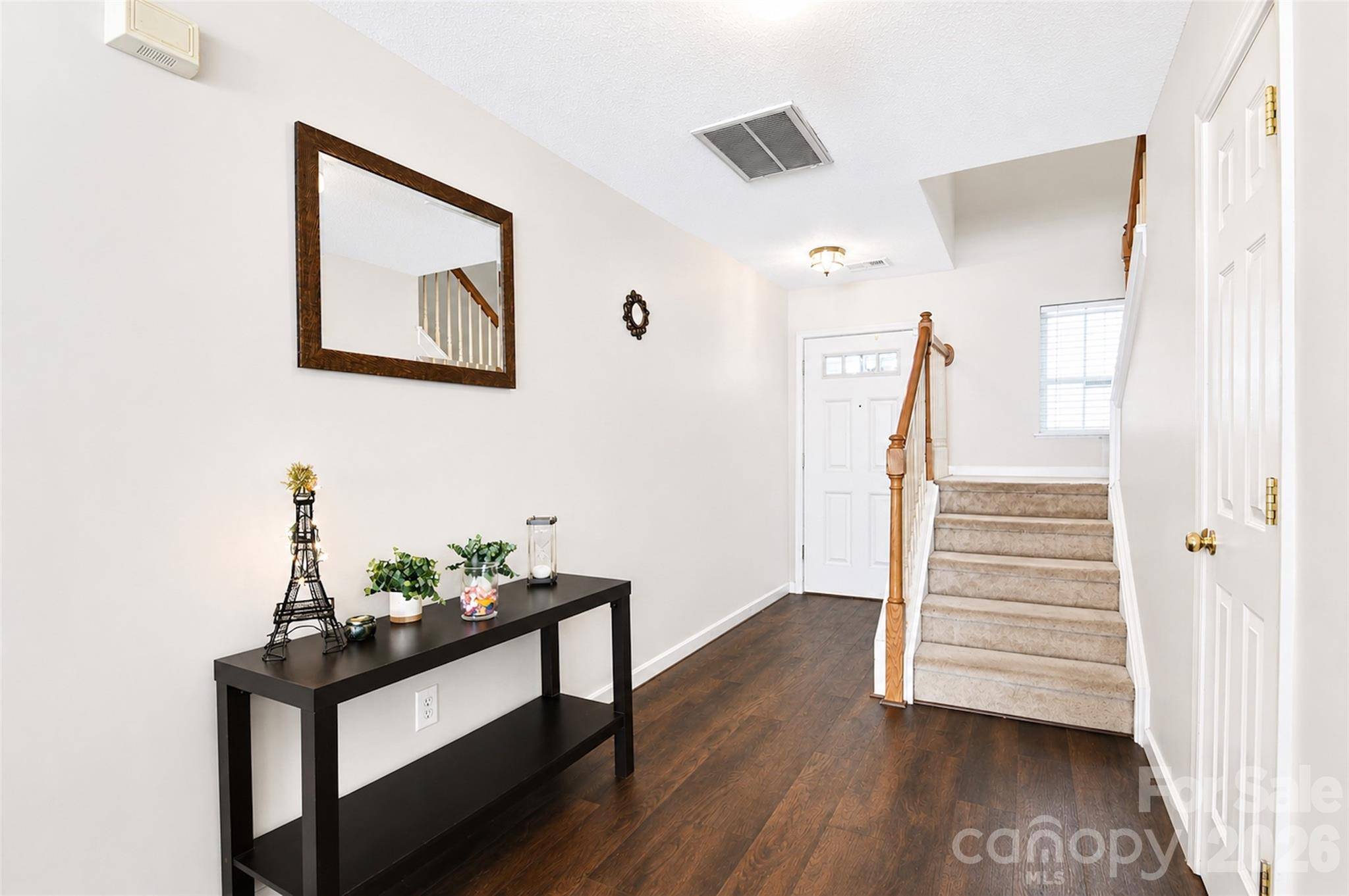 10618 Pointed Leaf CT, Charlotte, NC 28213