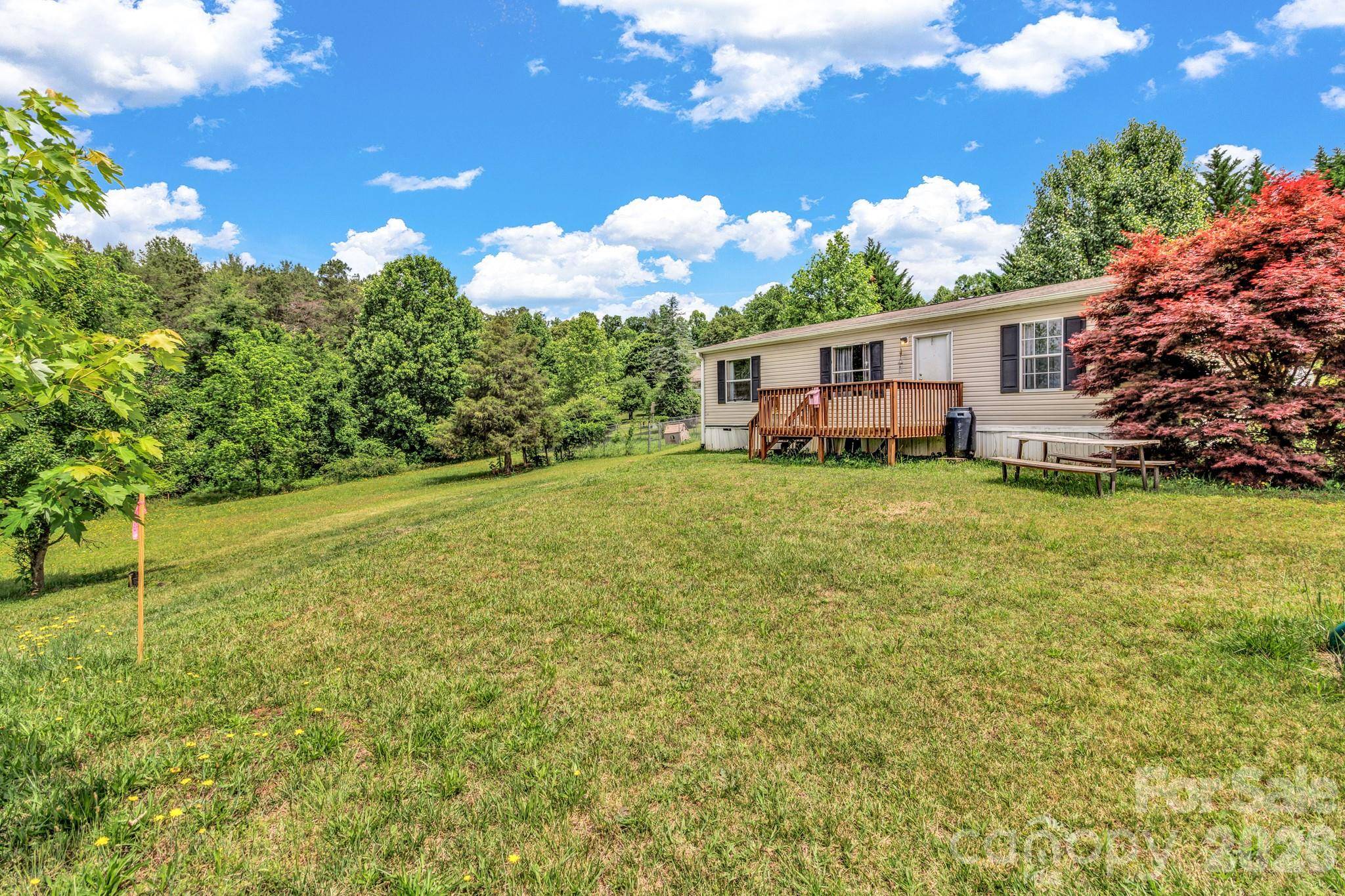 12 Green Cove LN, Alexander, NC 28701