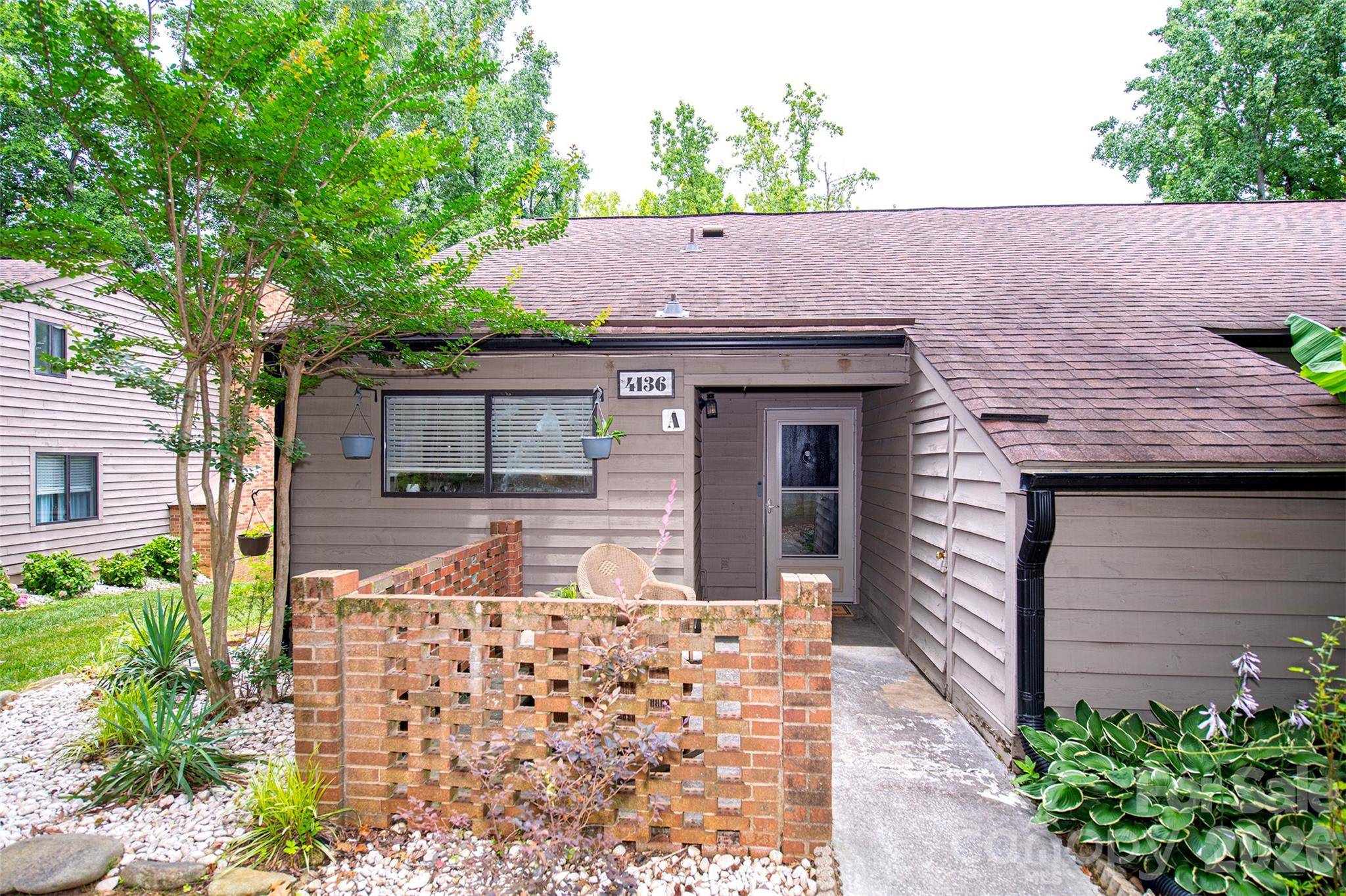 4136 Charlotte HWY, Lake Wylie, SC 29710