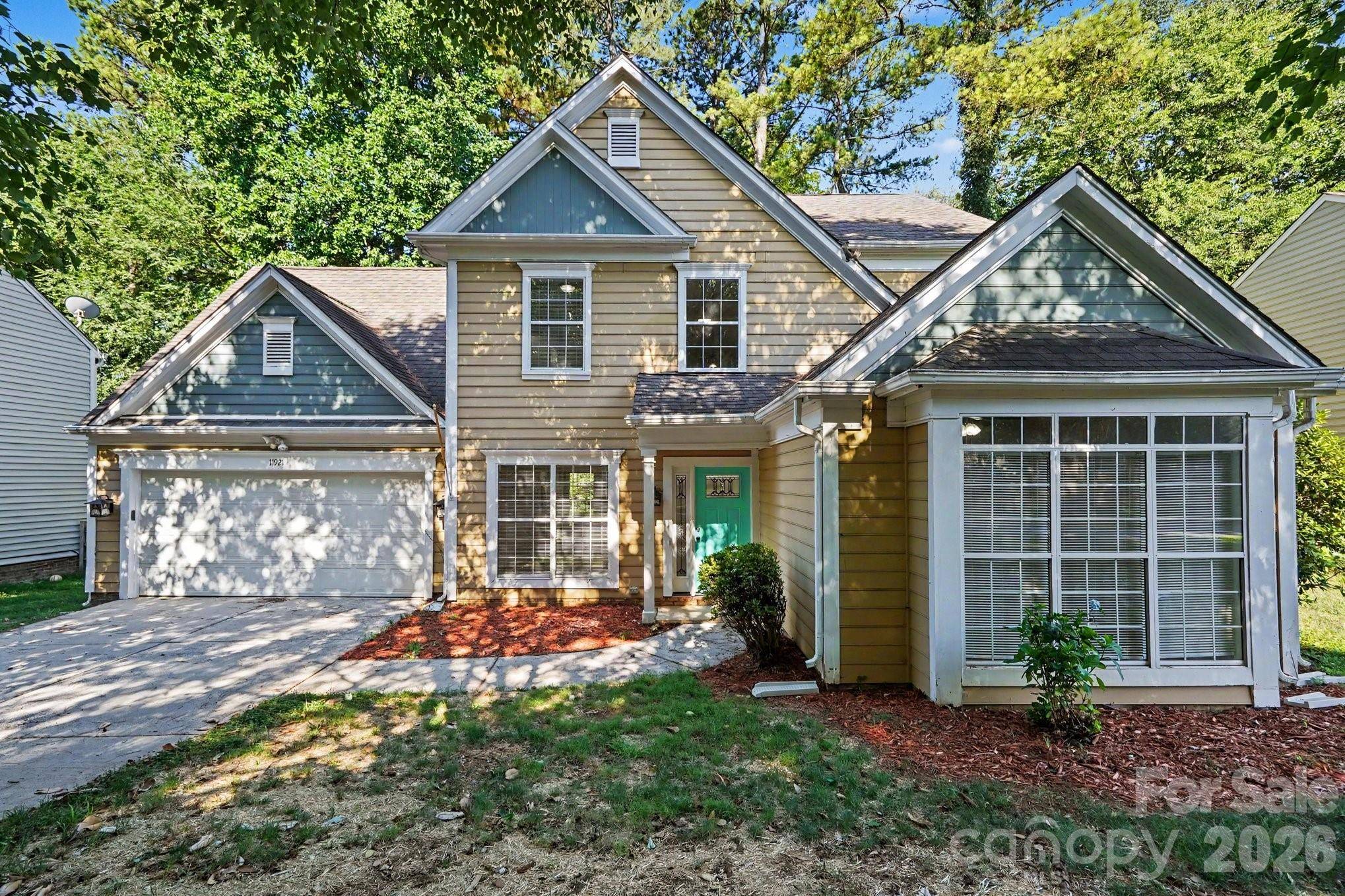 11921 Moonshadow LN, Huntersville, NC 28078