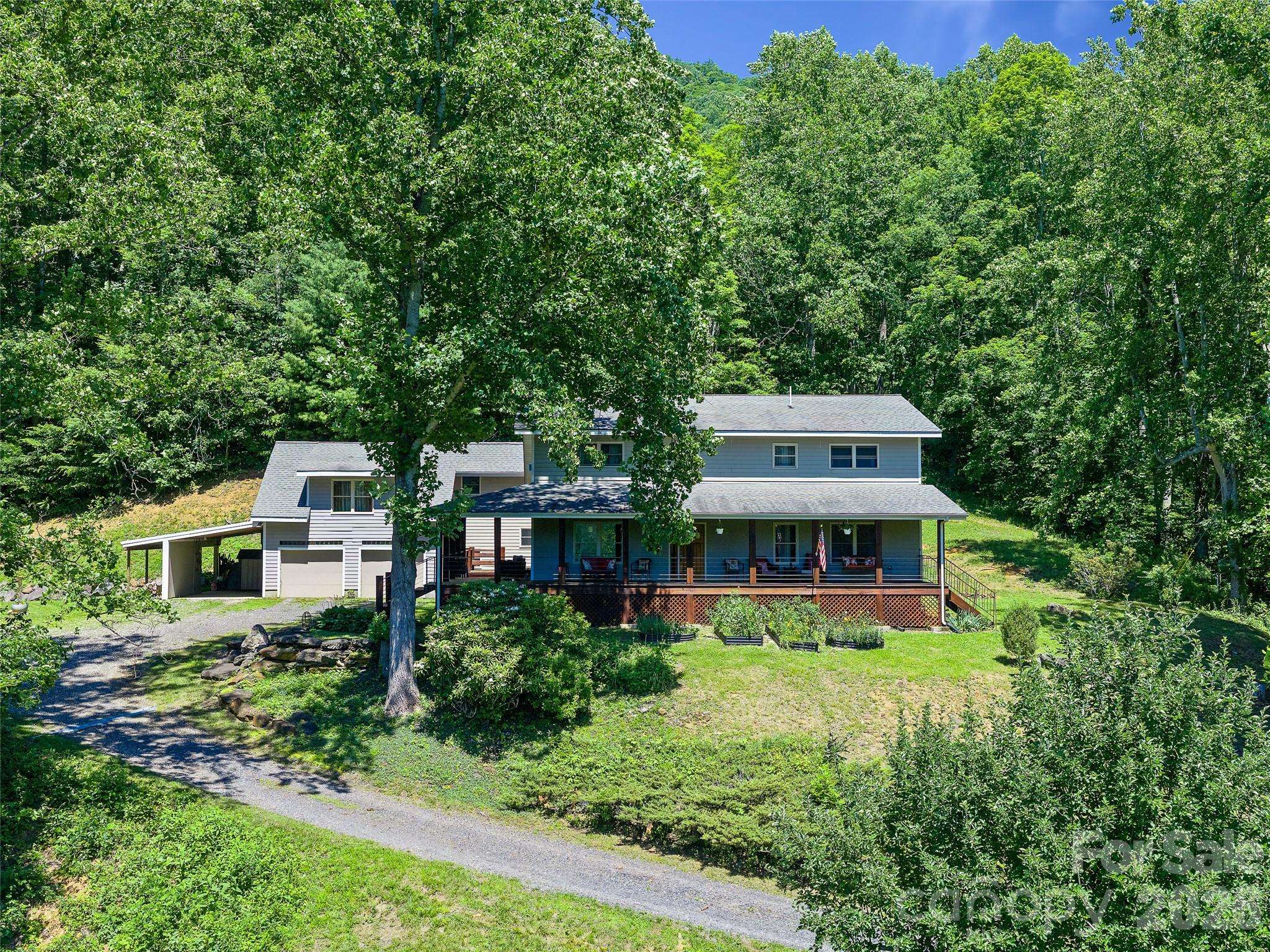 349 Spring Creek RD, Bakersville, NC 28705