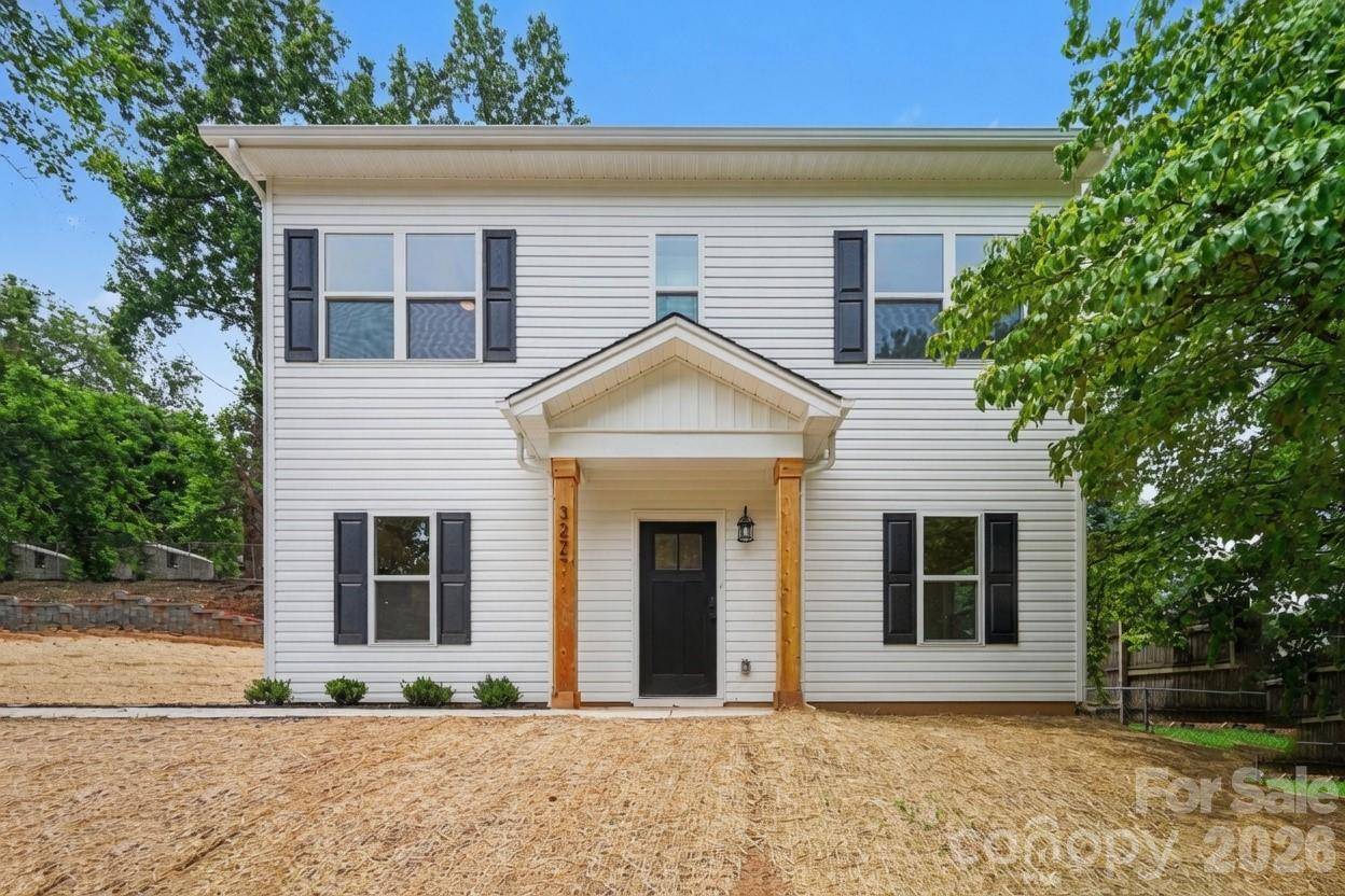 327 Whispering Pines DR, Charlotte, NC 28217