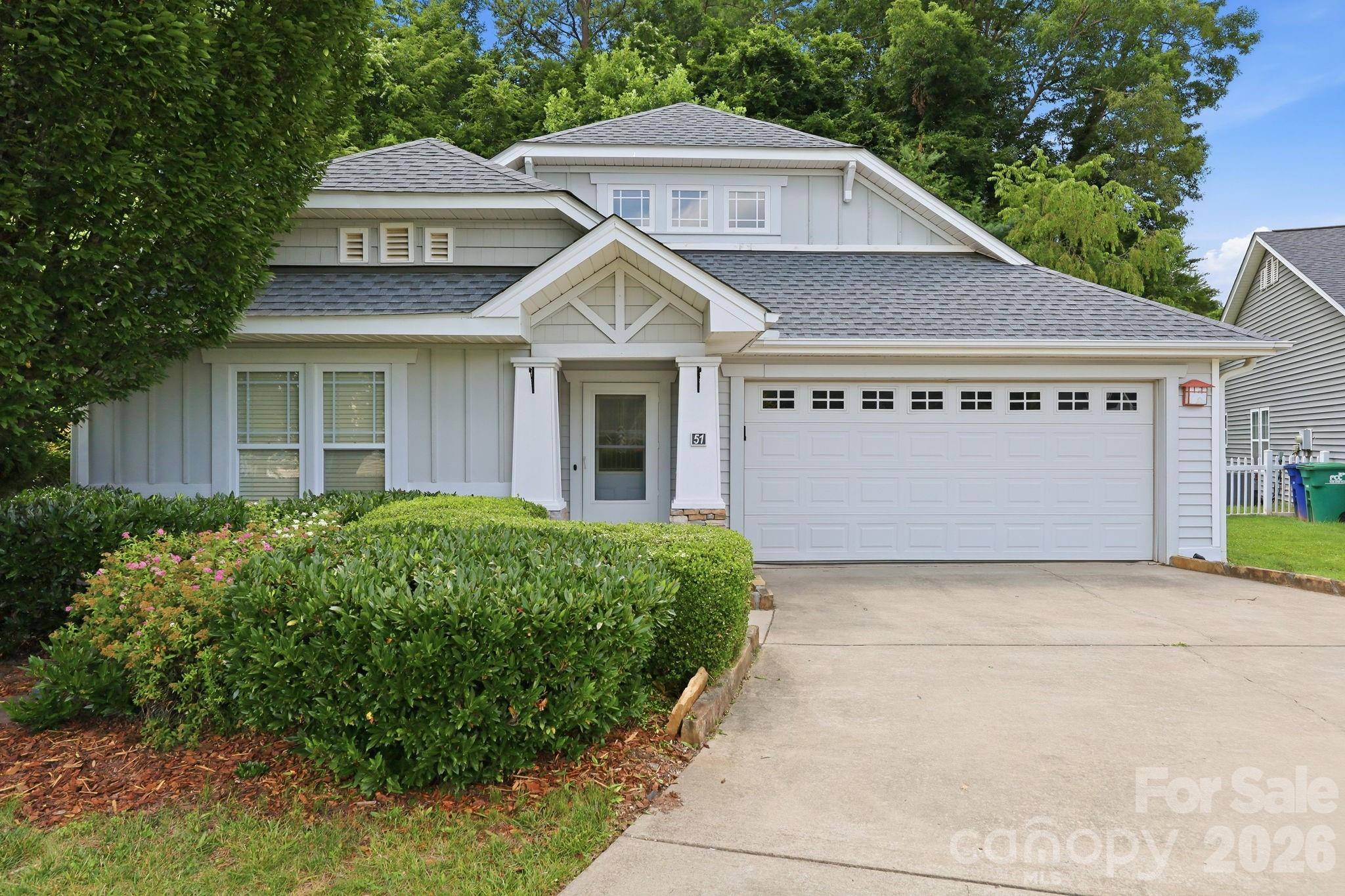 51 Sunview CIR, Arden, NC 28704