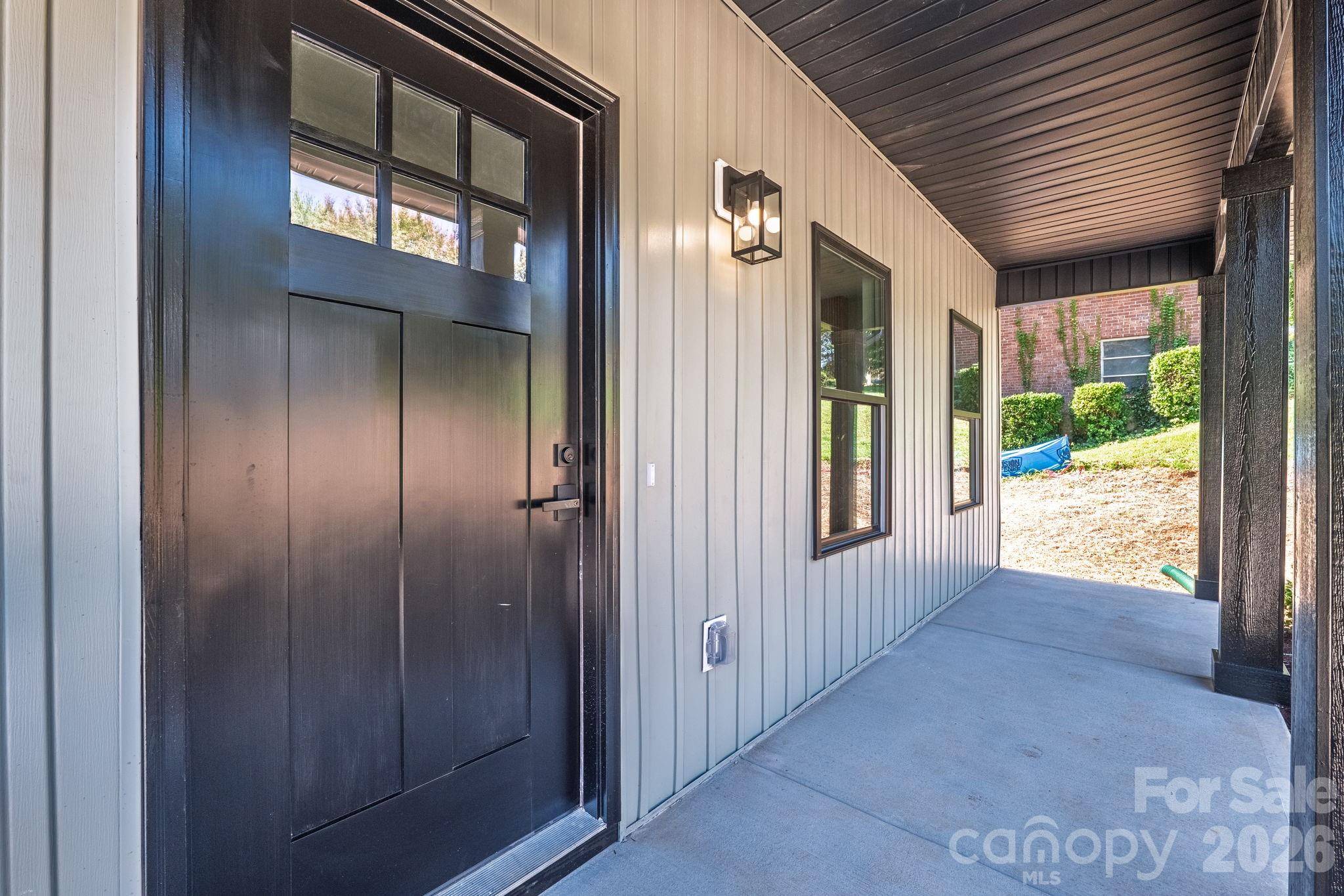 1830 31st ST NE, Hickory, NC 28601