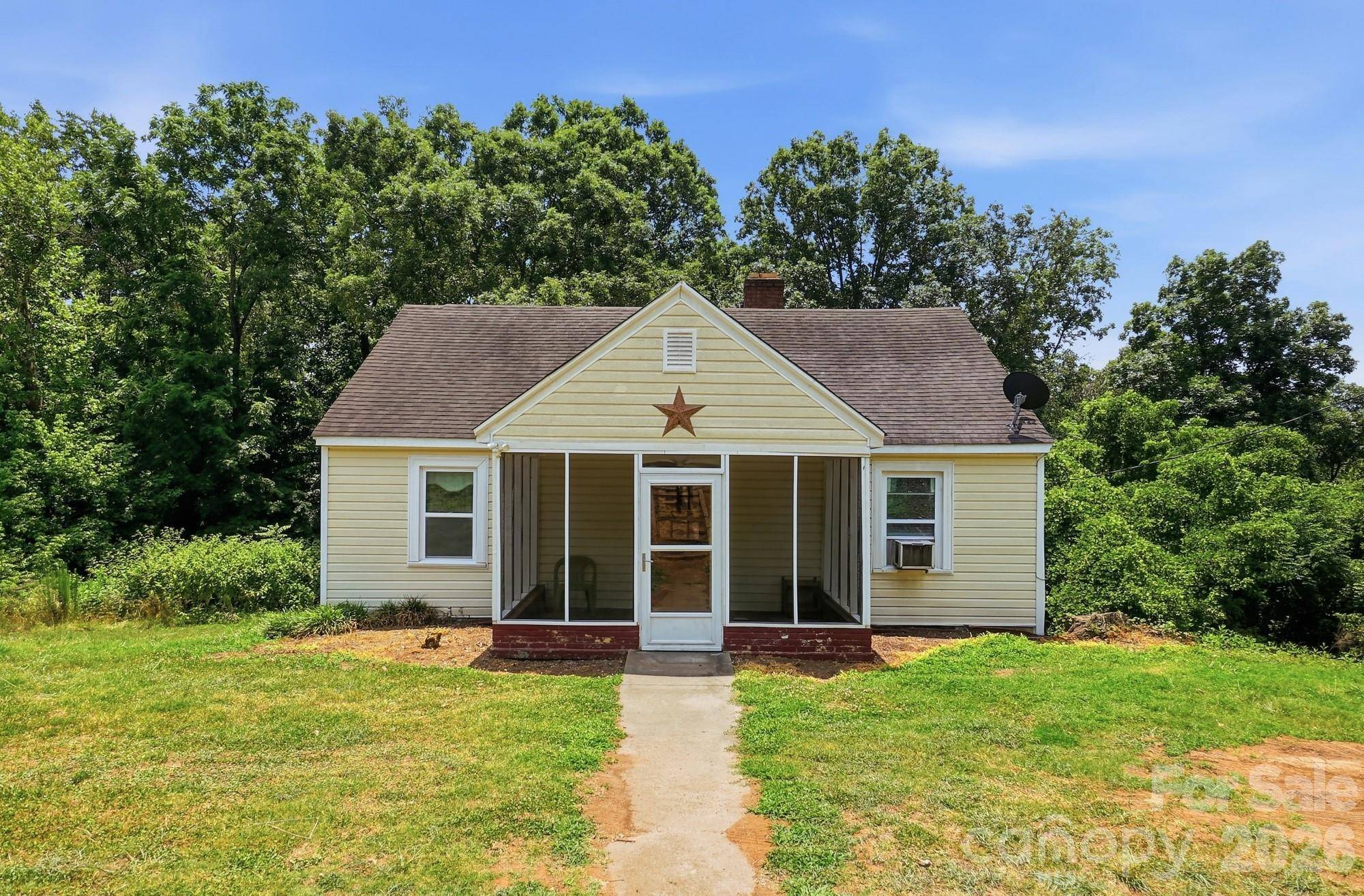 121 Piedmont DR, Lawndale, NC 28090