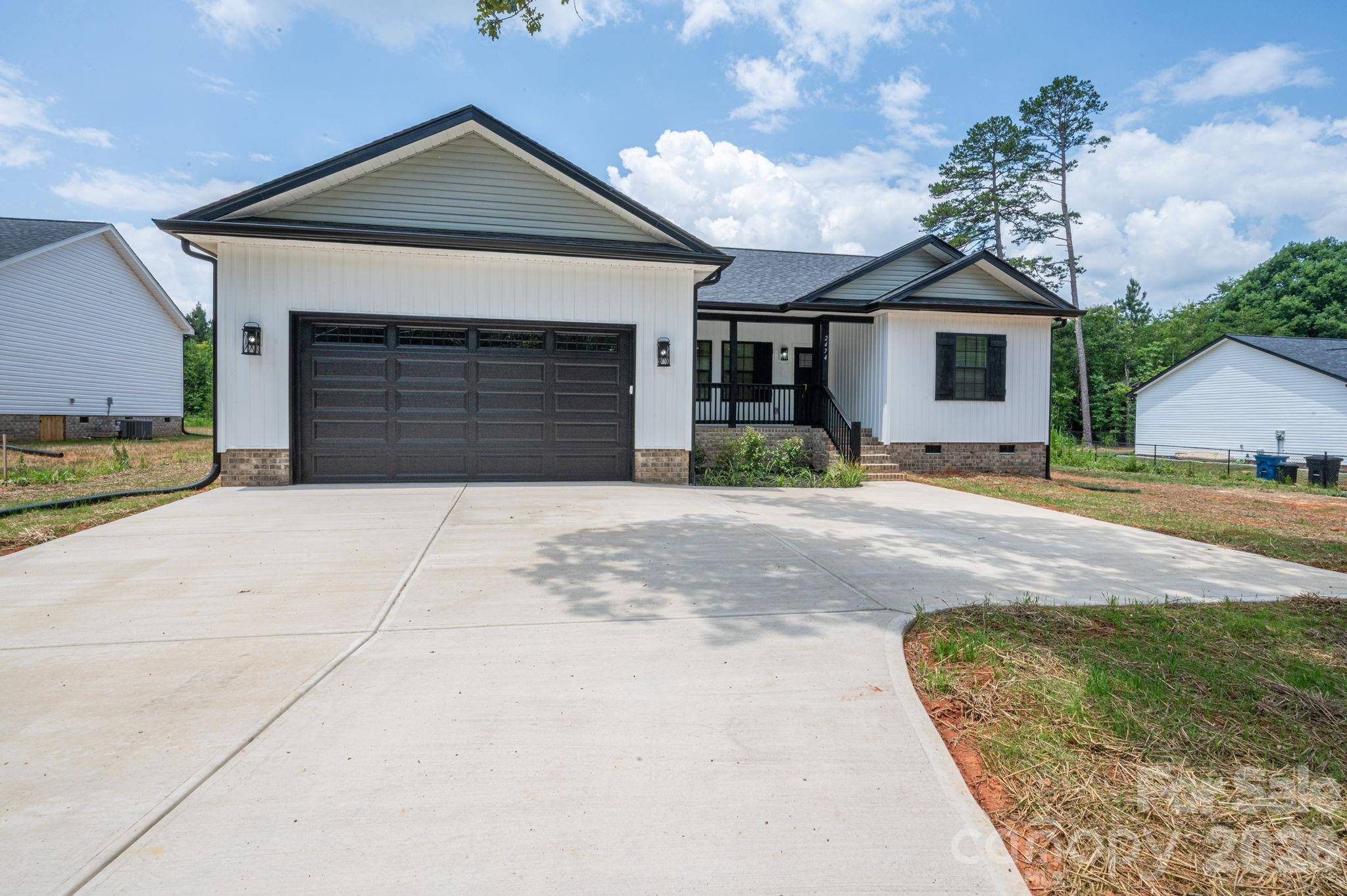 2474 Shoal RD, Crouse, NC 28033