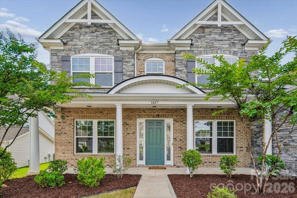1427 Brooksland PL, Waxhaw, NC 28173