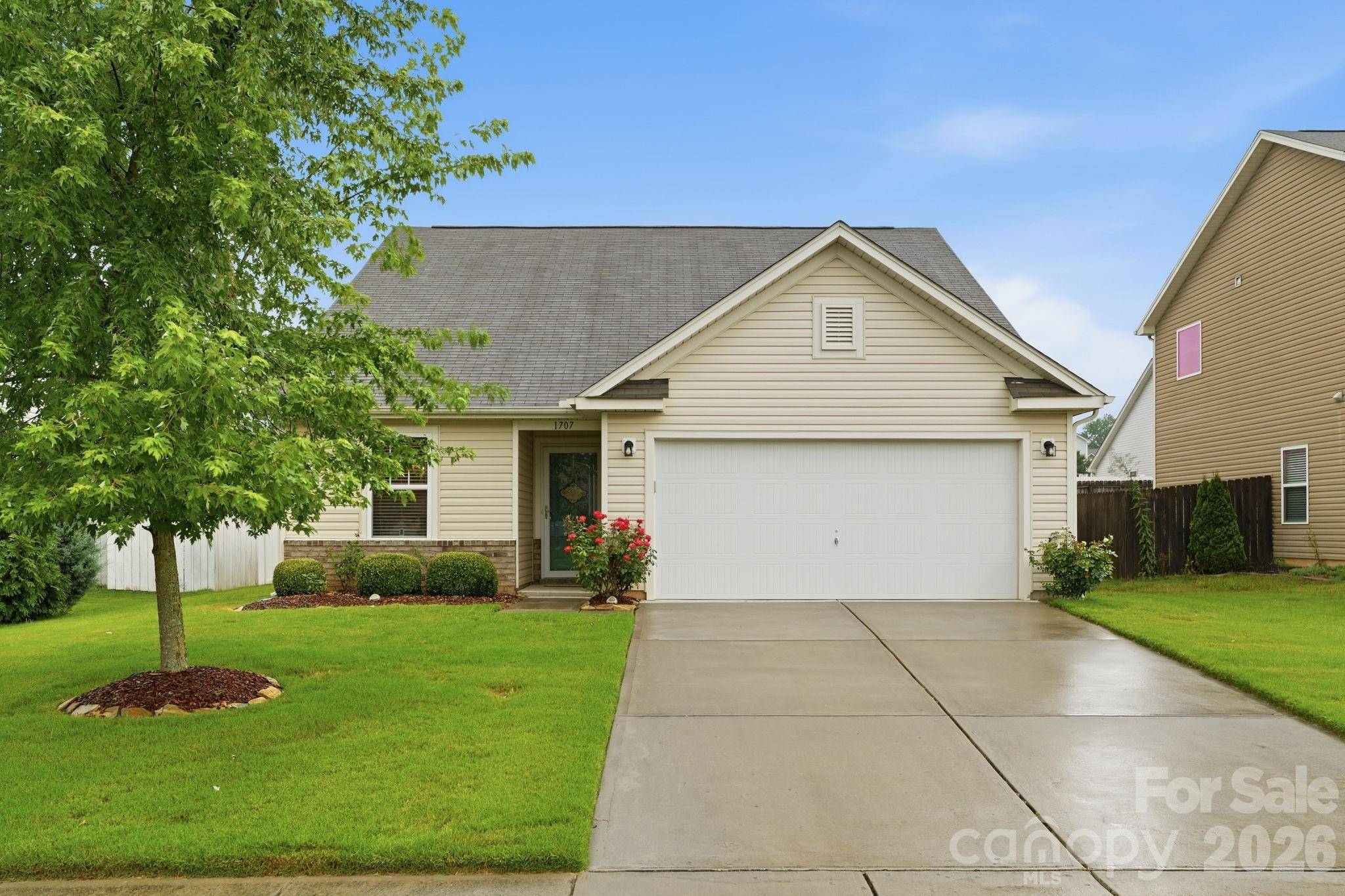 1707 Sawtooth CT, Landis, NC 28088