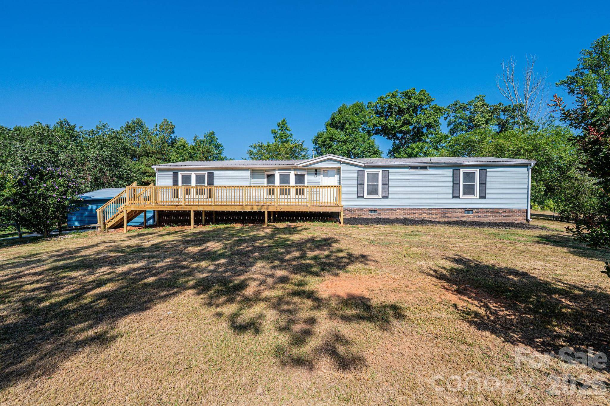 1143 Cheyenne Oaks DR, Claremont, NC 28610