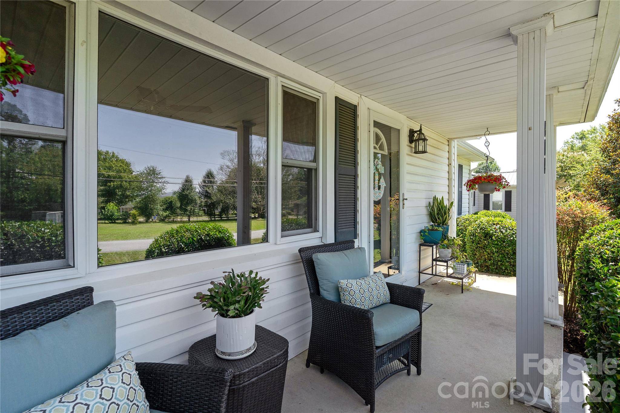 419 Big Bend RD, Brevard, NC 28712
