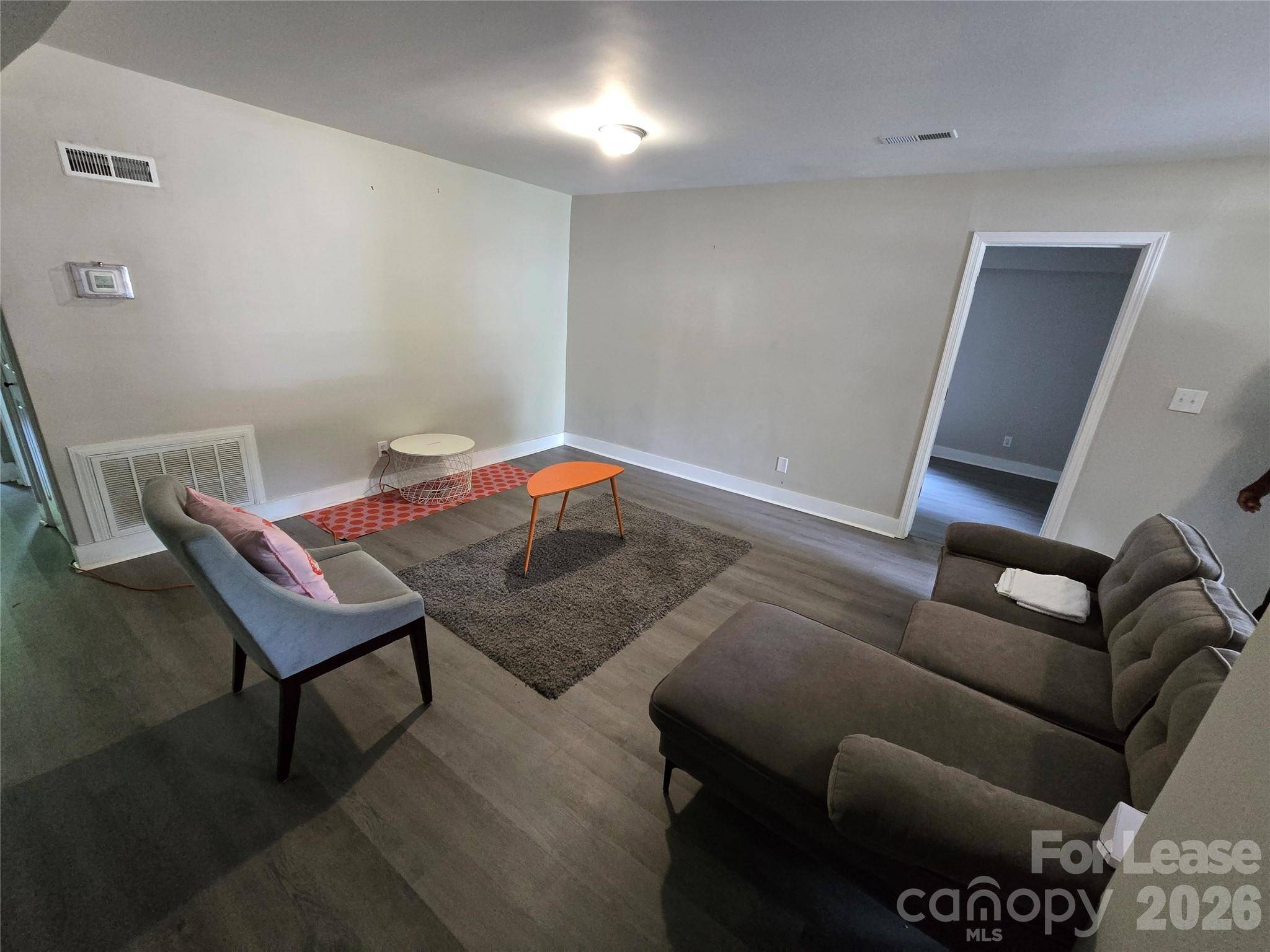 2727 Englehardt ST, Charlotte, NC 28216