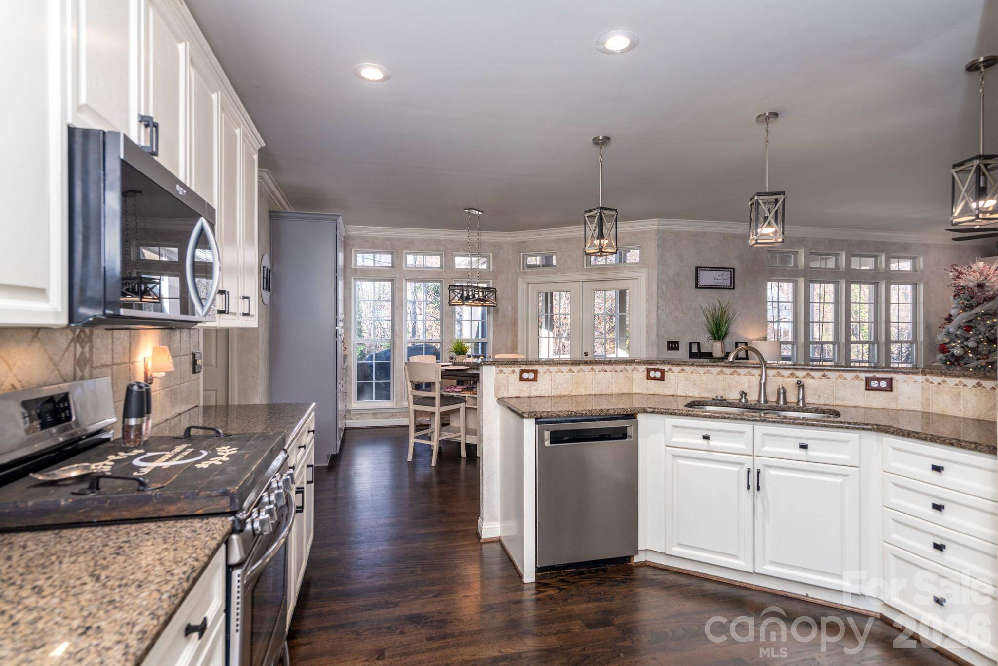 130 Haddington PL, Mooresville, NC 28115