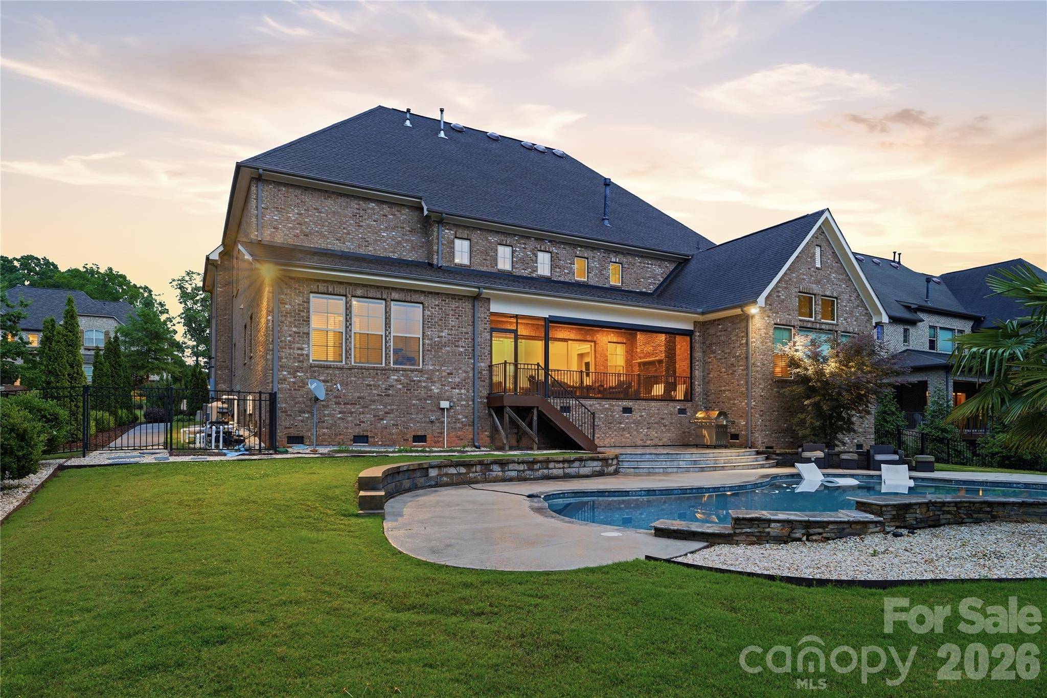 1016 Ladera DR, Waxhaw, NC 28173