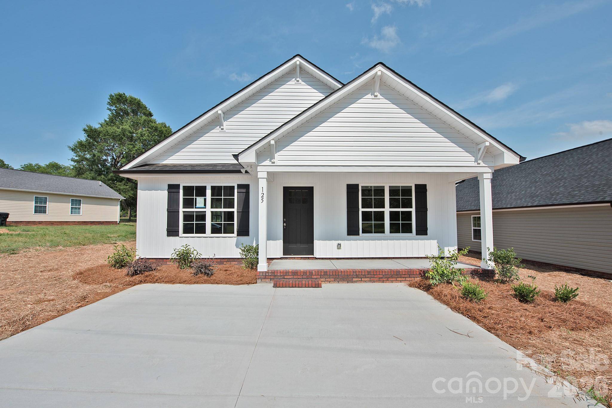 125 S Beaver ST, Landis, NC 28088