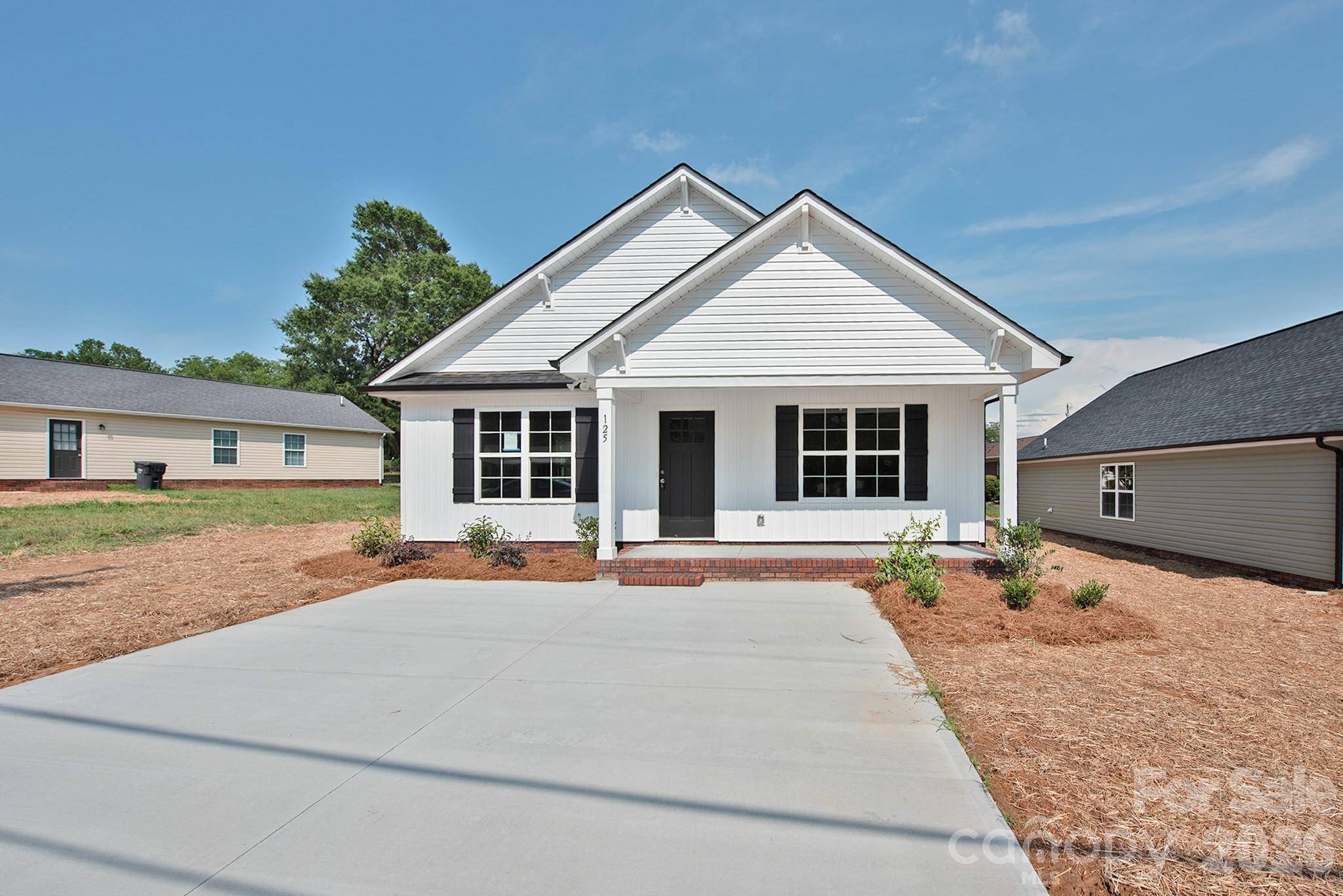 125 S Beaver ST, Landis, NC 28088