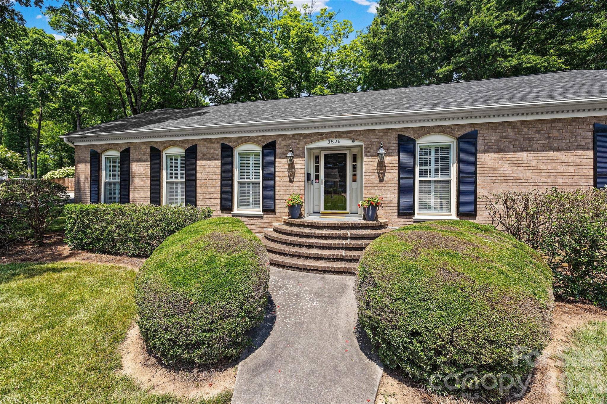 3826 Severn AVE, Charlotte, NC 28210