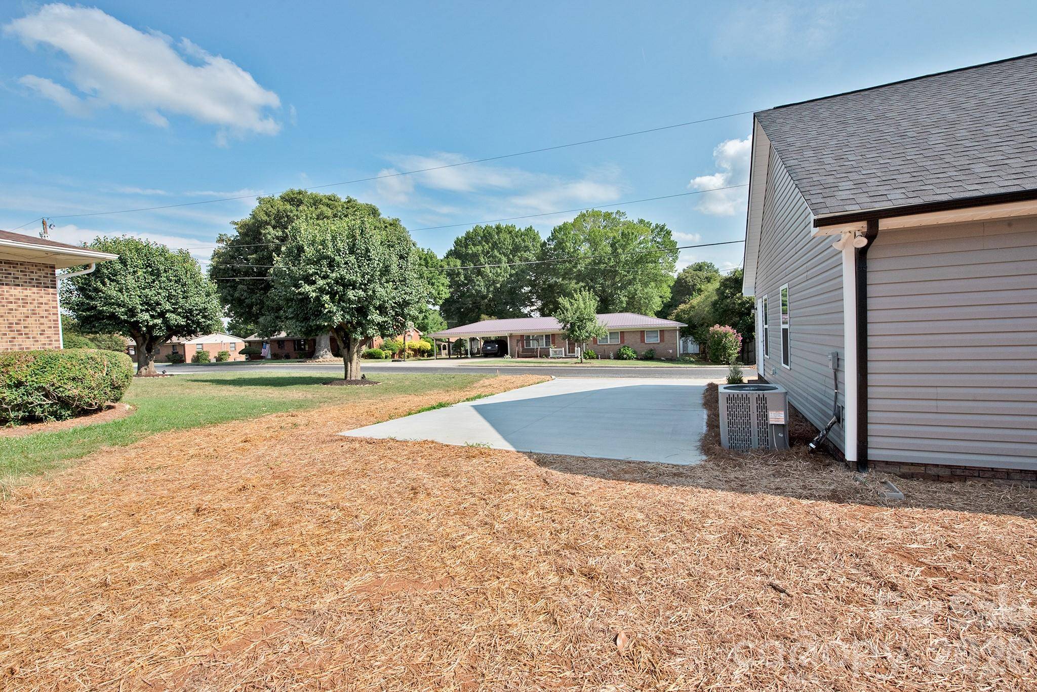135 Beaver ST, Landis, NC 28088