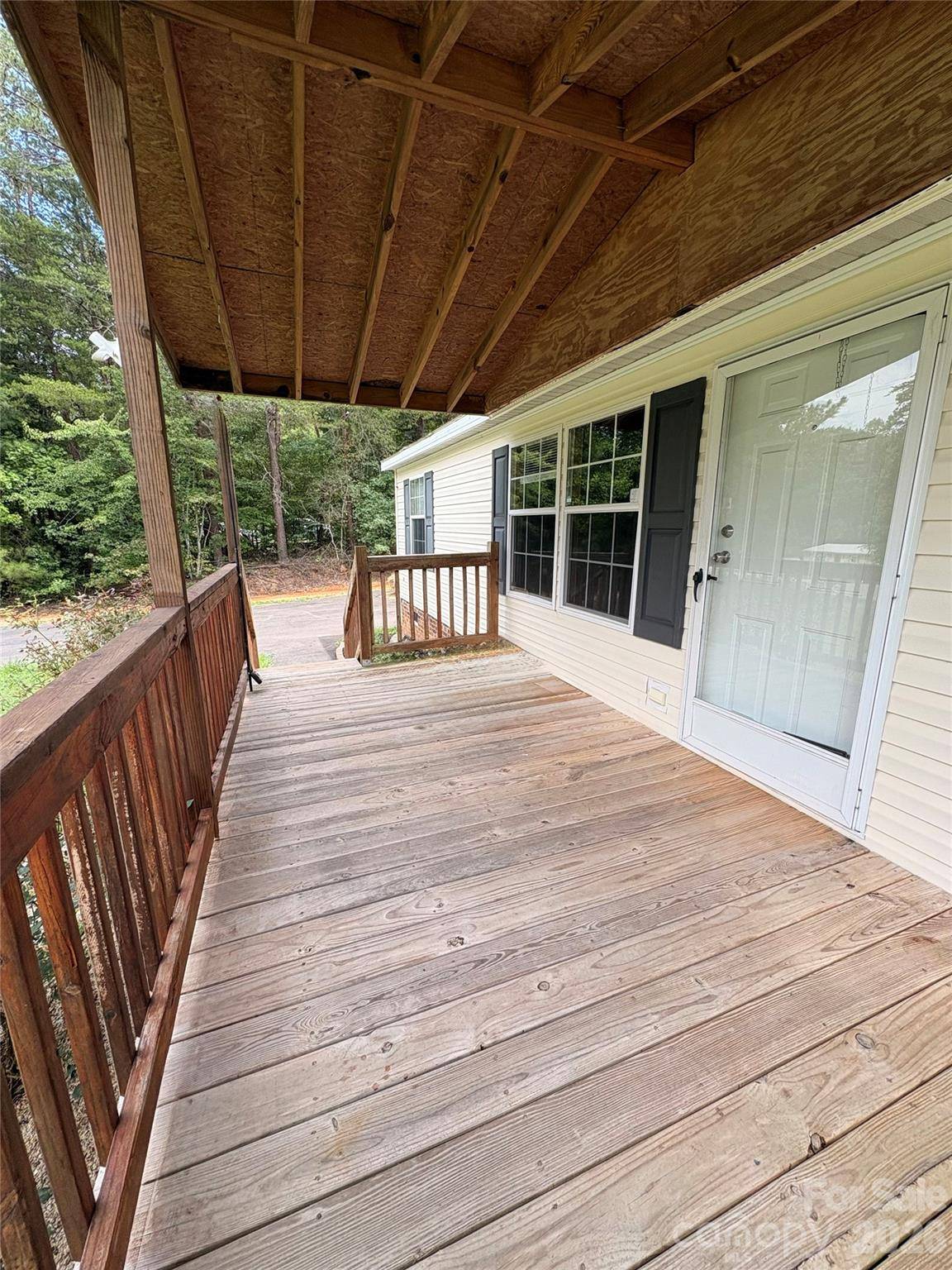5422 Wrenn DR, Catawba, NC 28037