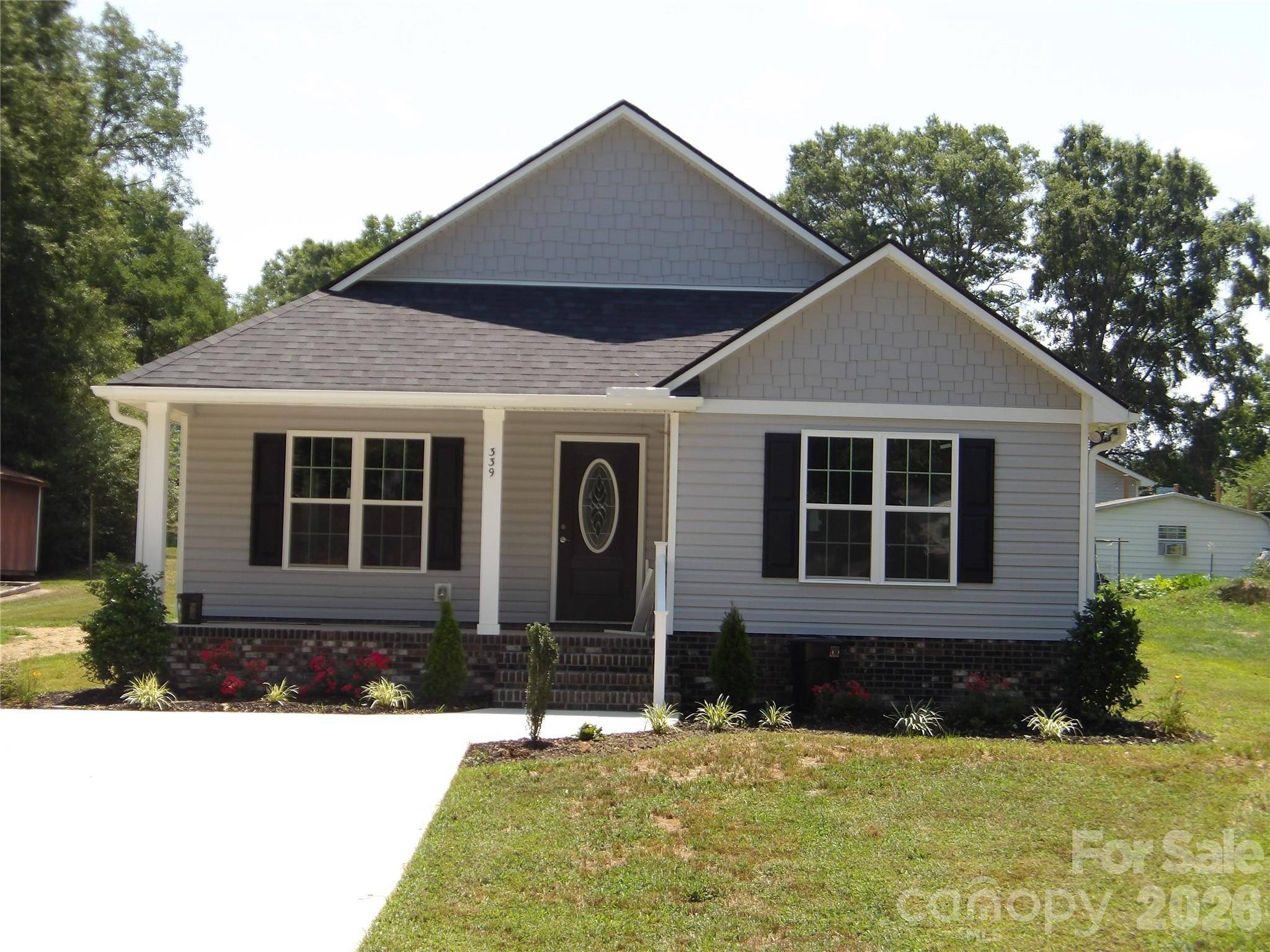 339 W 11th ST, Oakboro, NC 28129